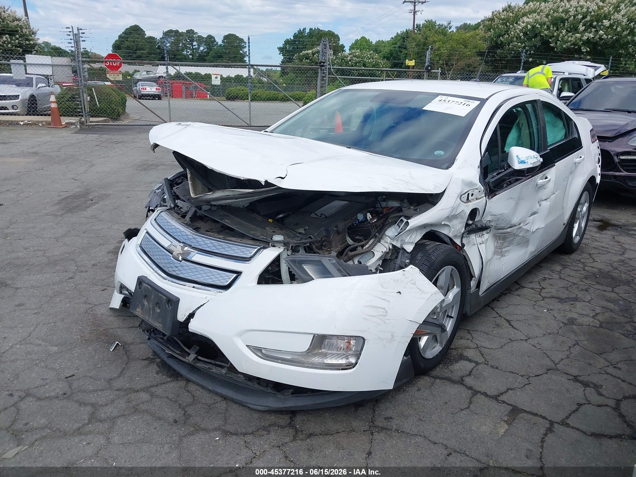 2014 Chevrolet Volt   Белый vin: 1G1RF6E44EU173839