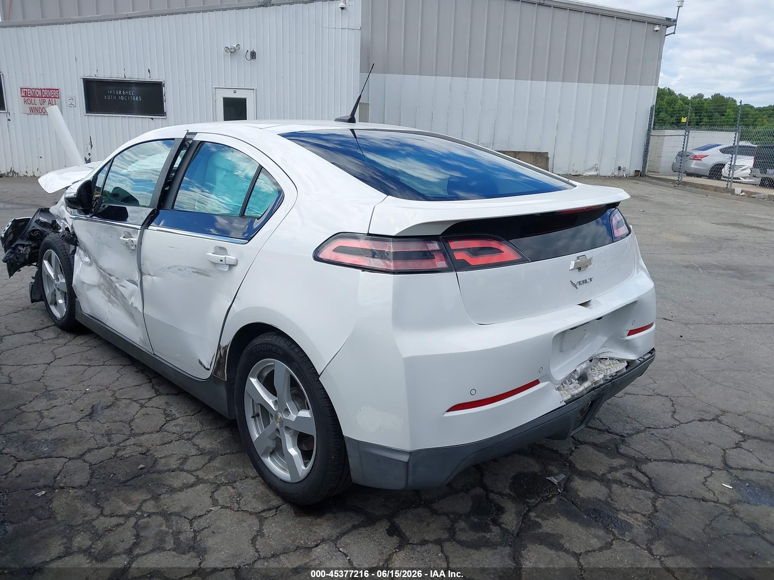 2014 Chevrolet Volt   Белый vin: 1G1RF6E44EU173839
