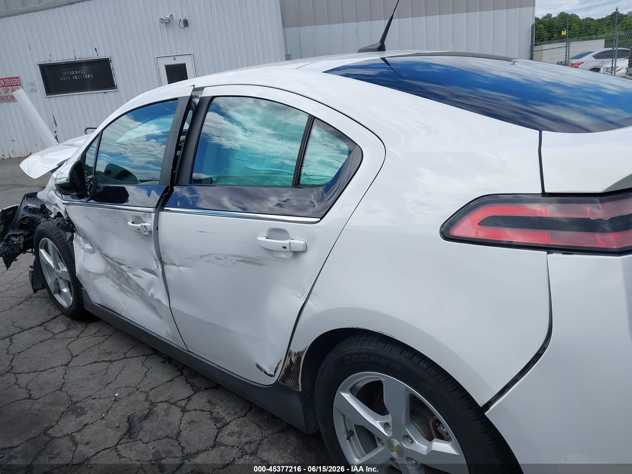2014 Chevrolet Volt   Белый vin: 1G1RF6E44EU173839