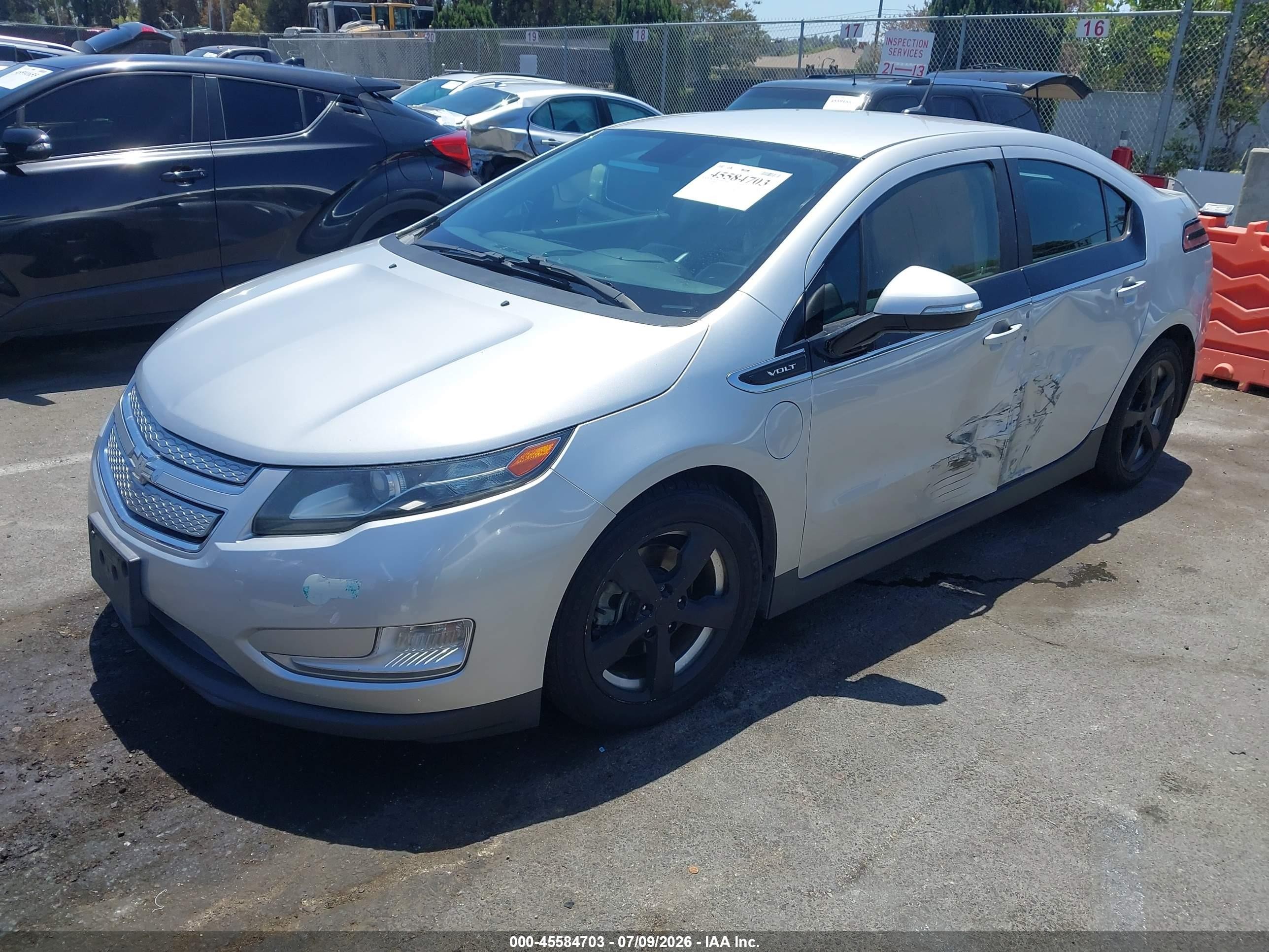 2014 Chevrolet Volt   Silver vin: 1G1RG6E47EU168650