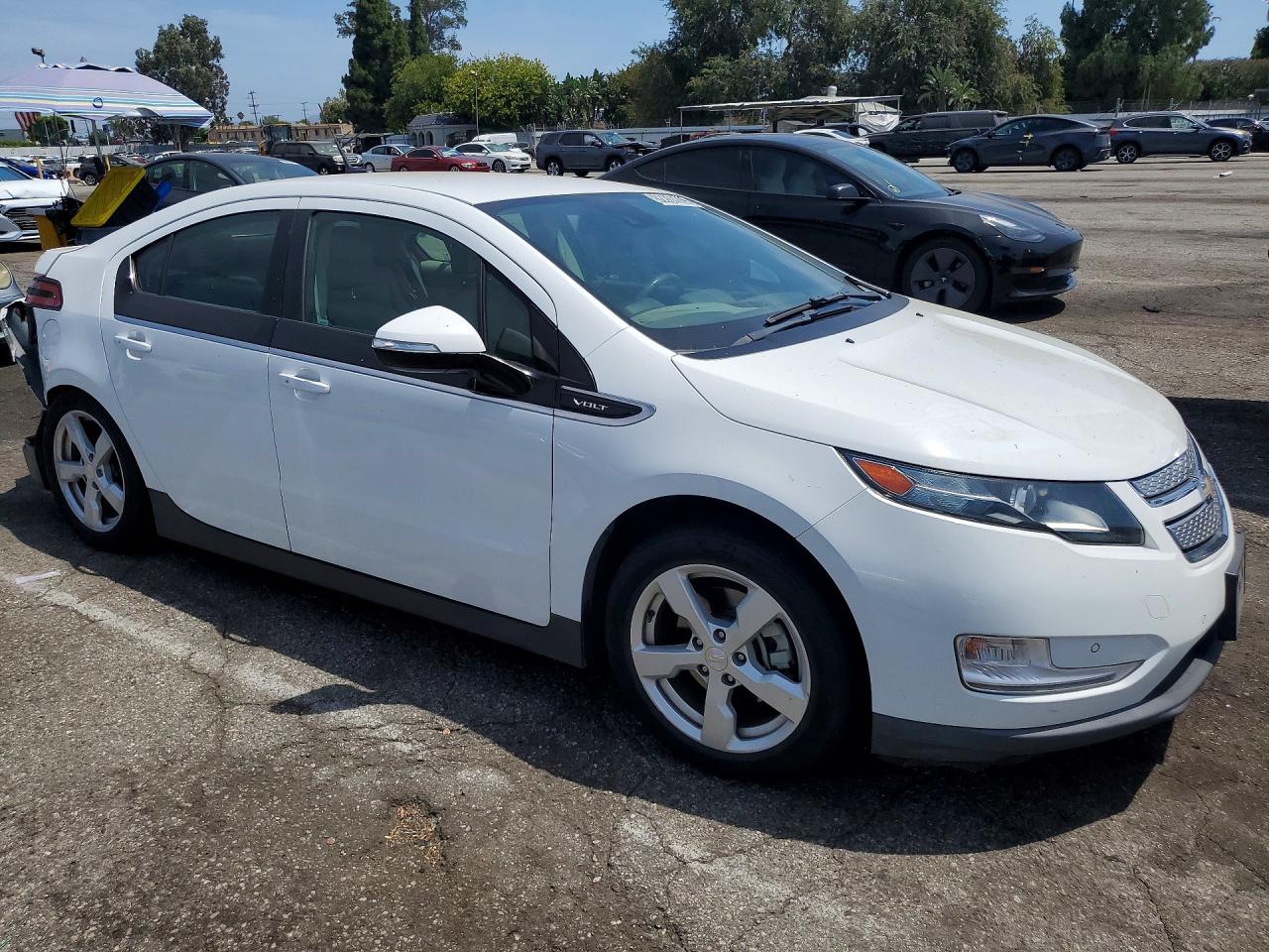 2013 Chevrolet Volt White vin: 1G1RH6E40DU147585