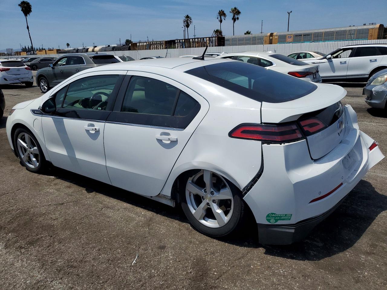2013 Chevrolet Volt White vin: 1G1RH6E40DU147585