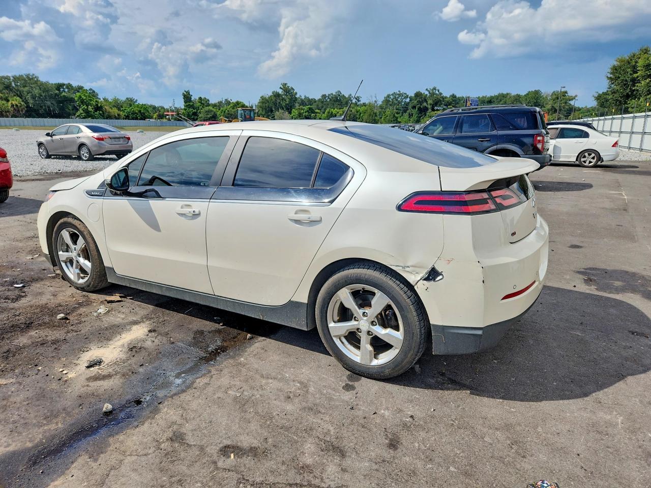 2014 Chevrolet Volt Cream vin: 1G1RH6E41EU169967