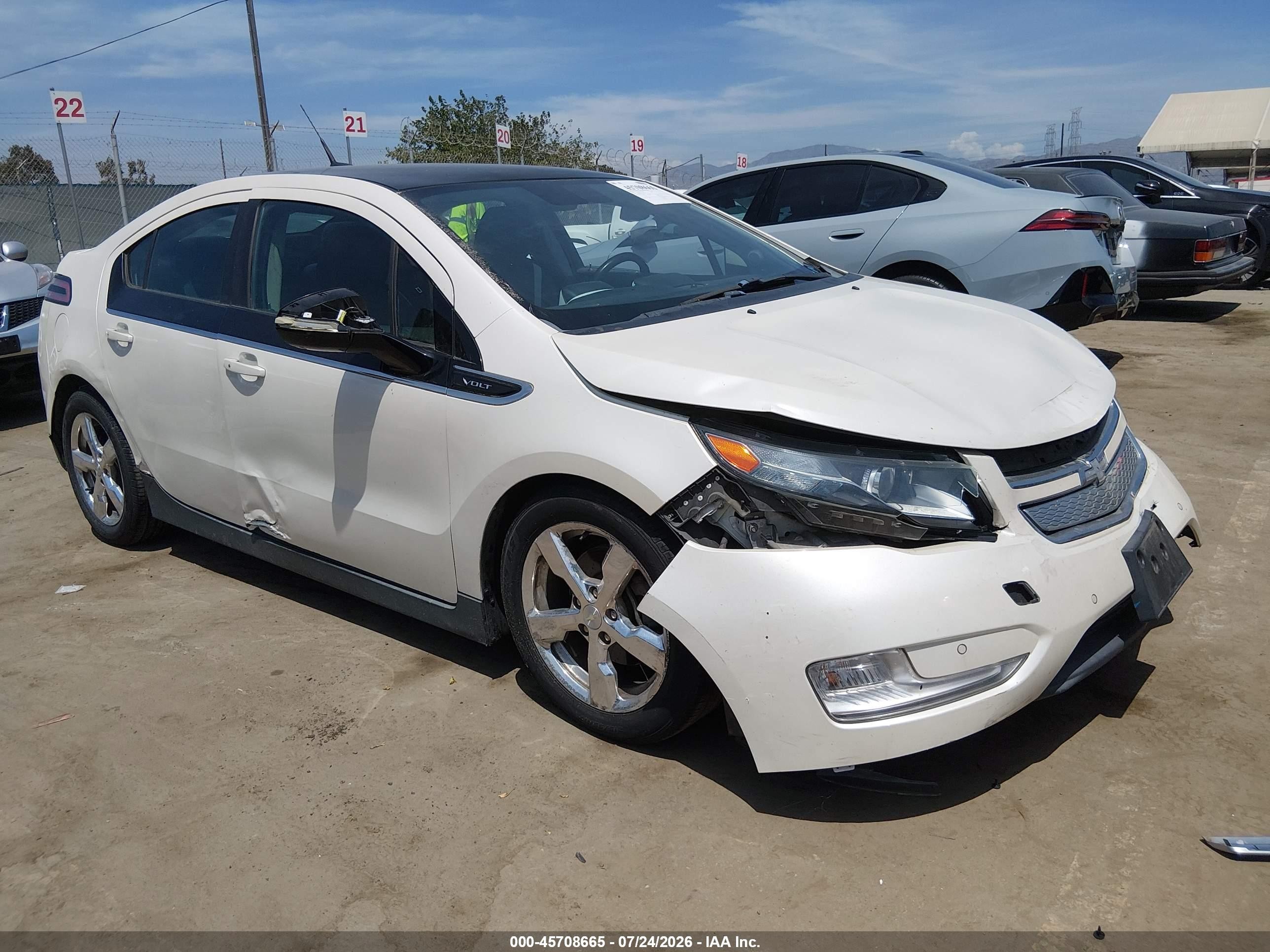 2012 Chevrolet Volt   White vin: 1G1RH6E42CU123254