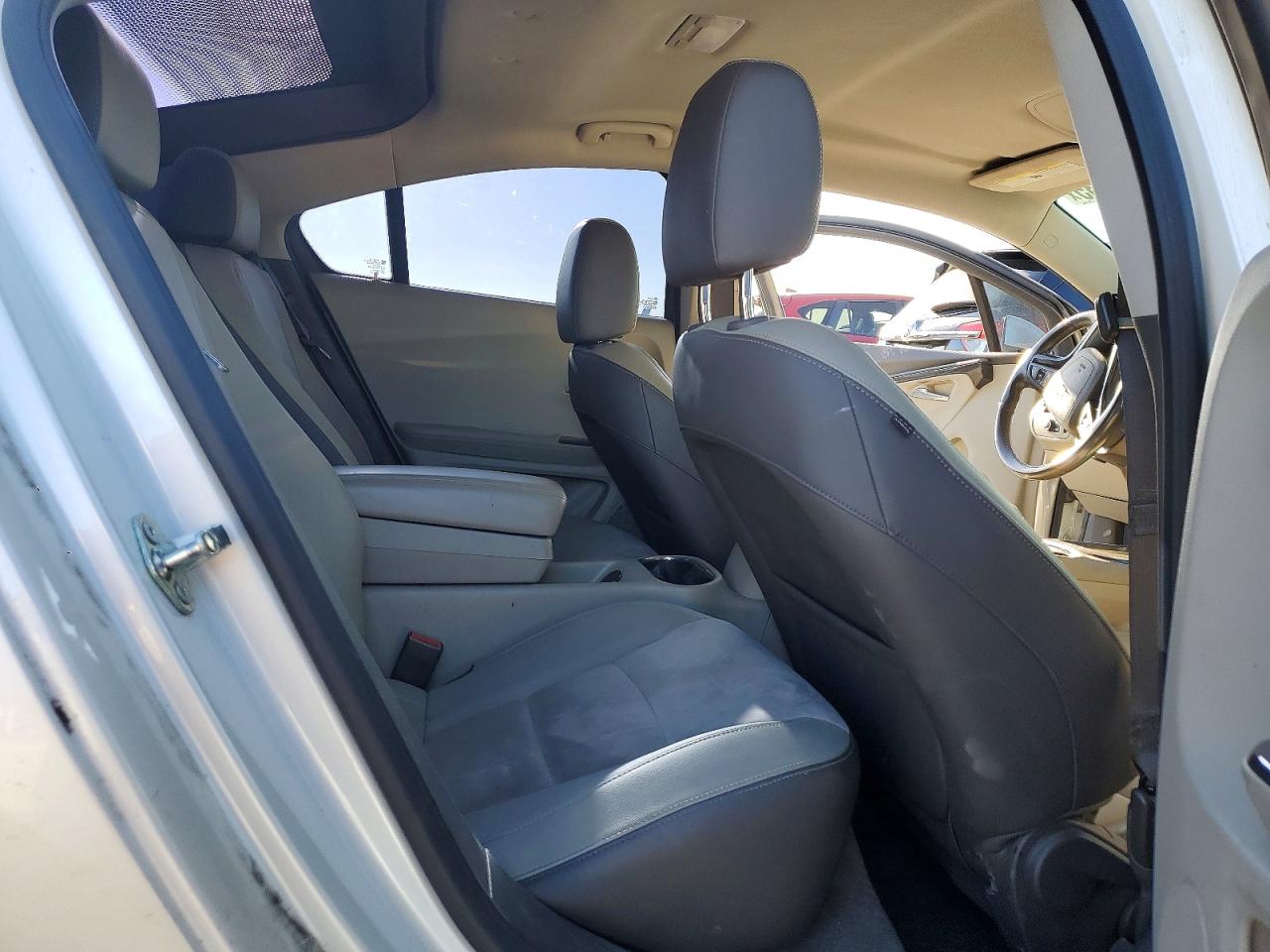 2014 Chevrolet Volt White vin: 1G1RH6E47EU158584