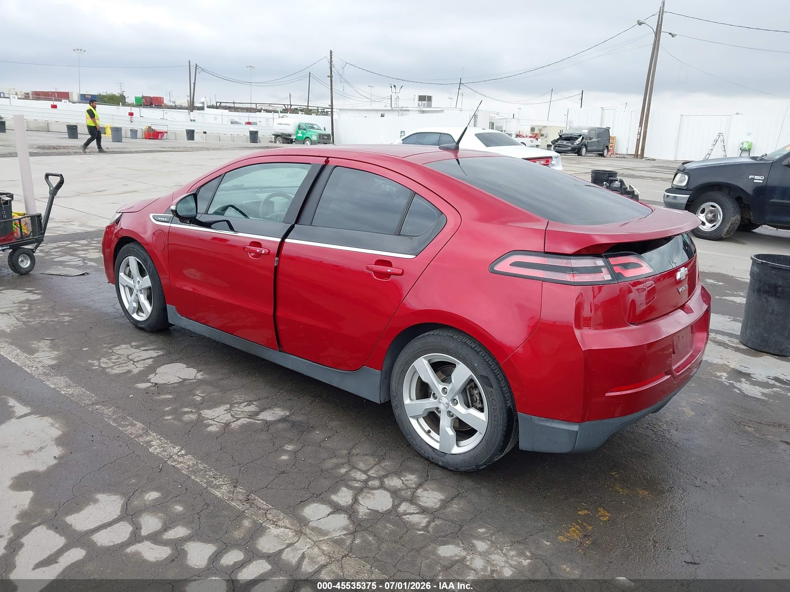 2013 Chevrolet Volt   Red vin: 1G1RH6E49DU136844