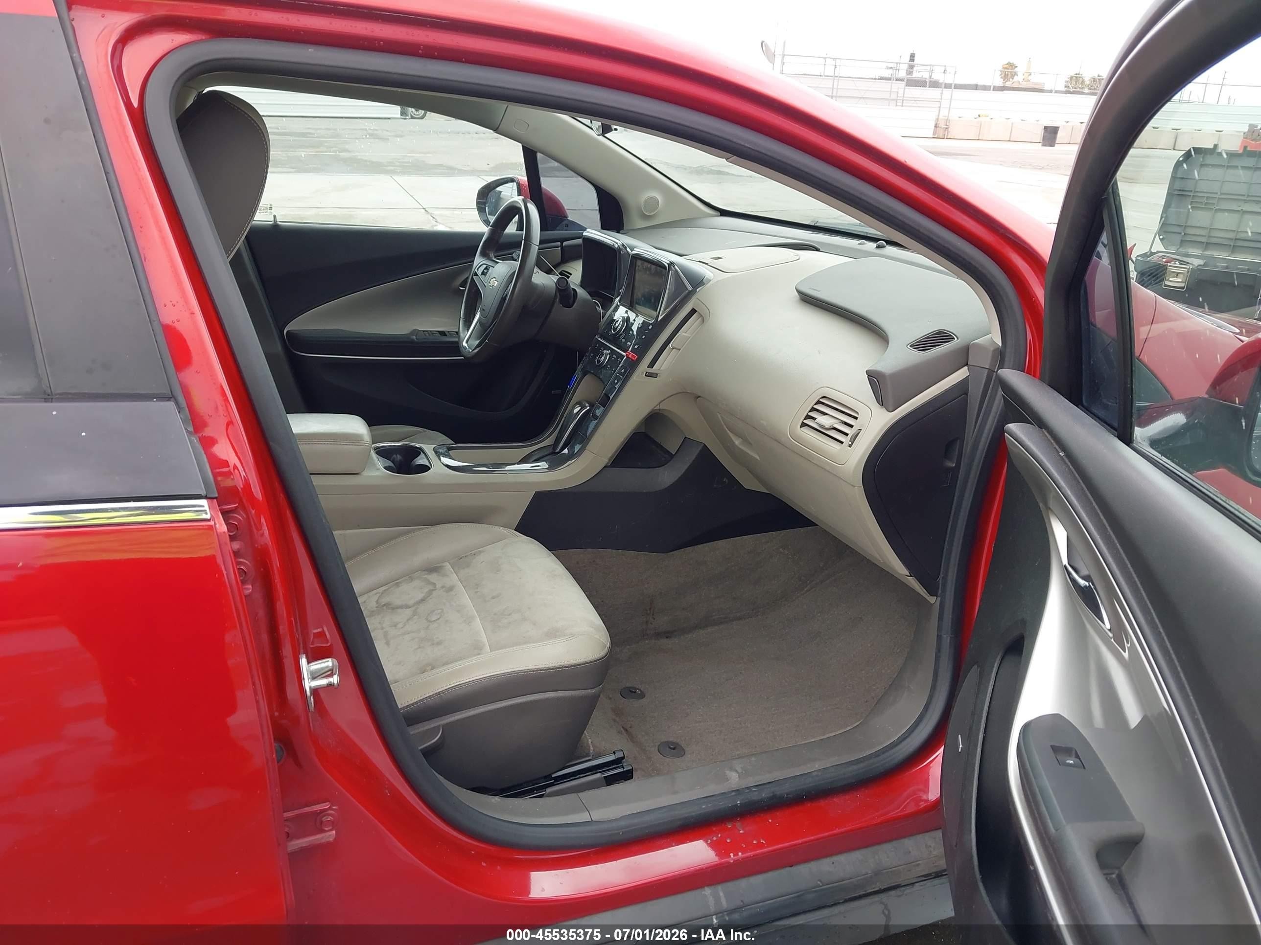 2013 Chevrolet Volt   Red vin: 1G1RH6E49DU136844