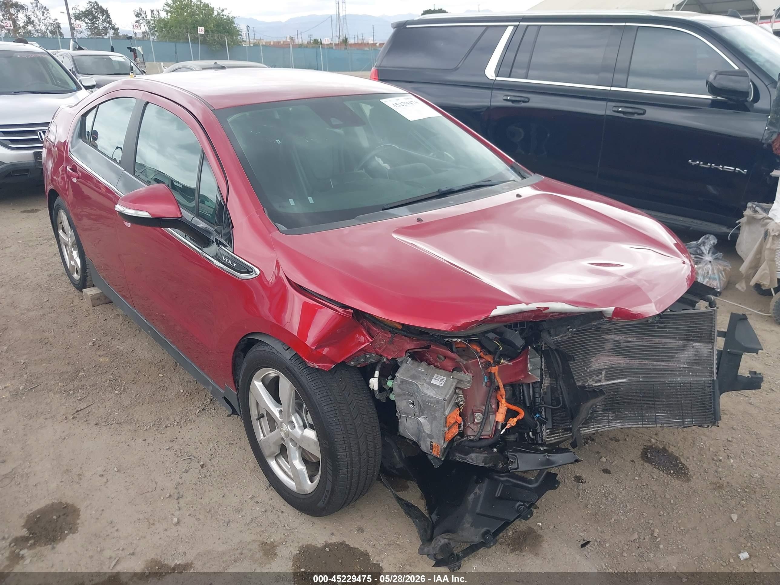 2014 Chevrolet Volt   Red vin: 1G1RH6E4XEU173810