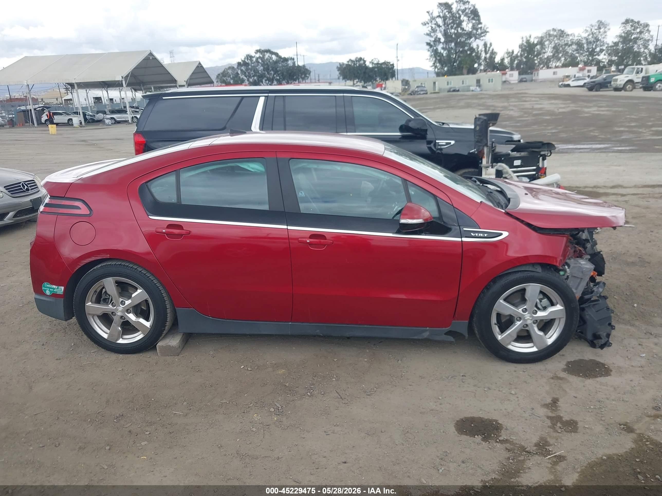 2014 Chevrolet Volt   Red vin: 1G1RH6E4XEU173810