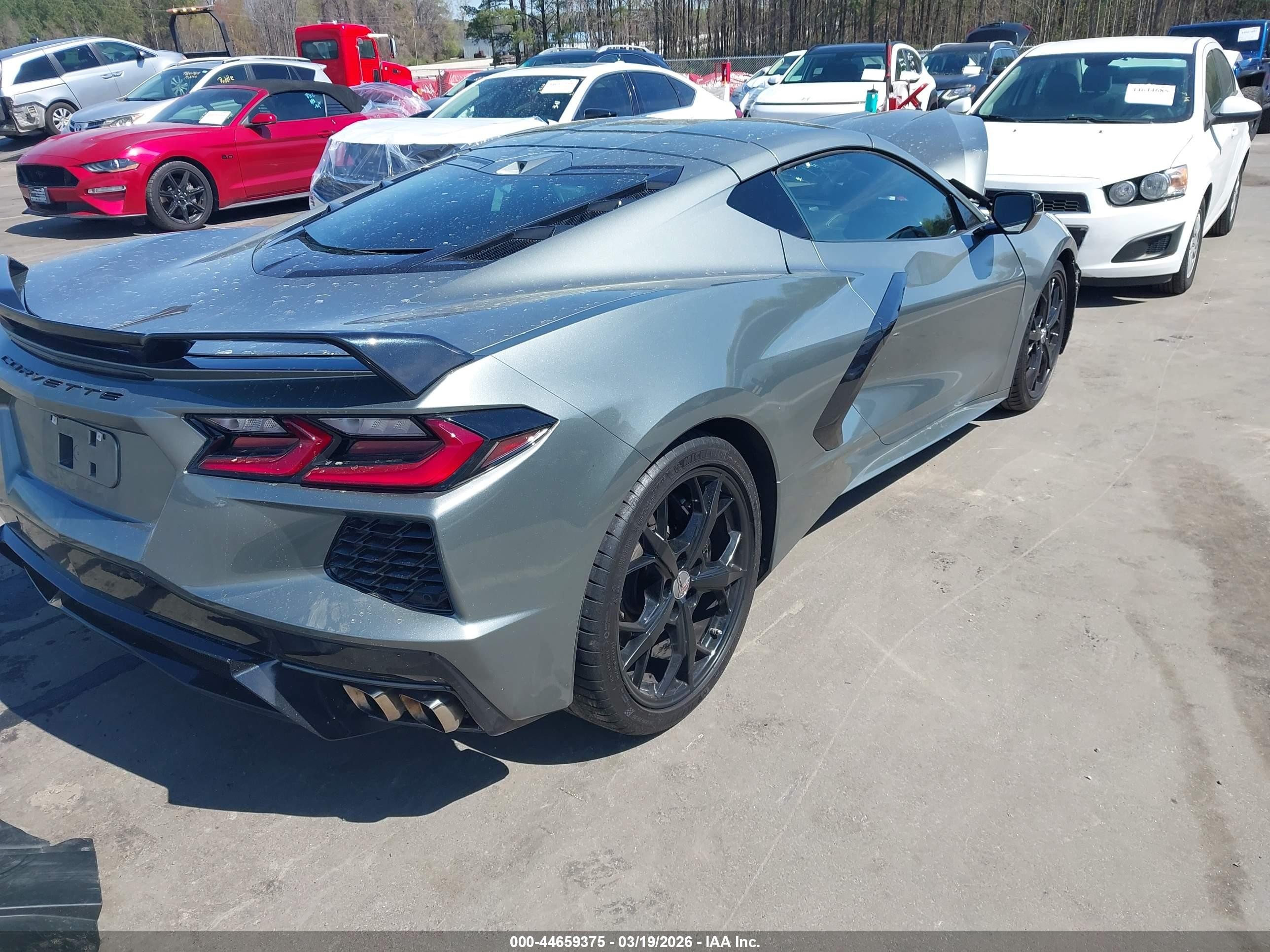 2022 Chevrolet Corvette Stingray Rwd  2lt Gray vin: 1G1YB2D46N5106512