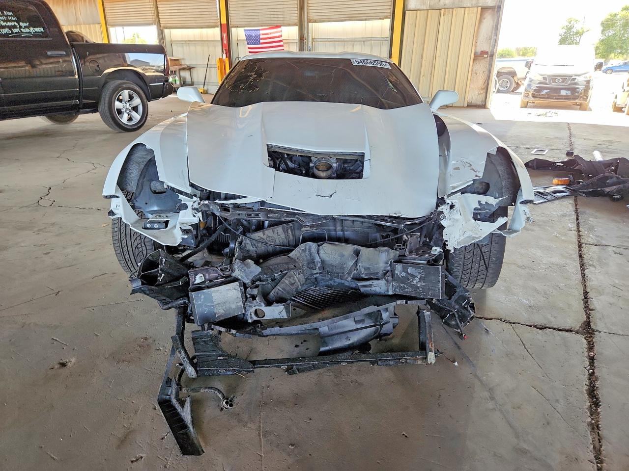 2015 Chevrolet Corvette Stingray 1lt White vin: 1G1YB2D74F5123496