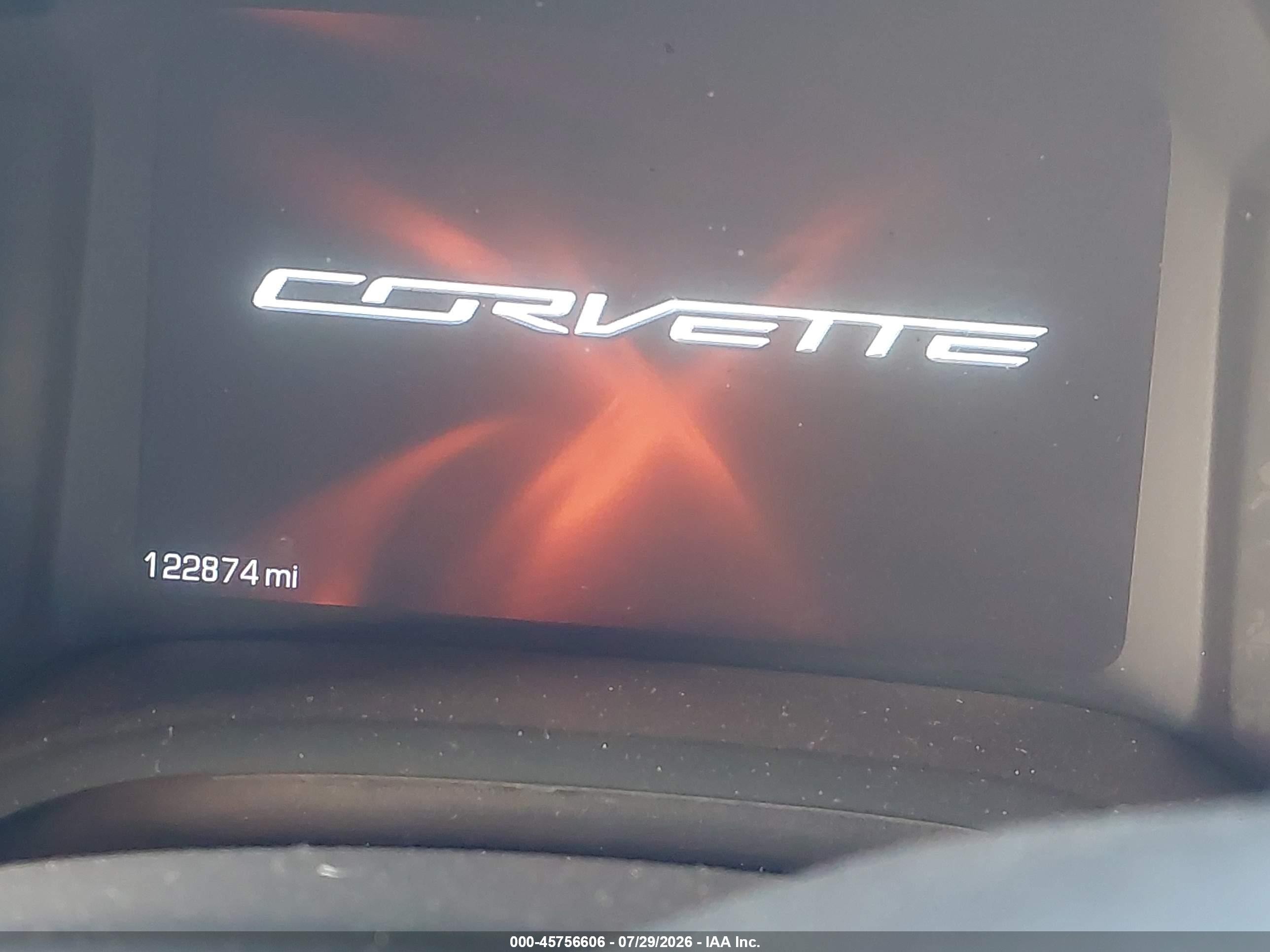 2014 Chevrolet Corvette Stingray   Белый vin: 1G1YD2D75E5107302