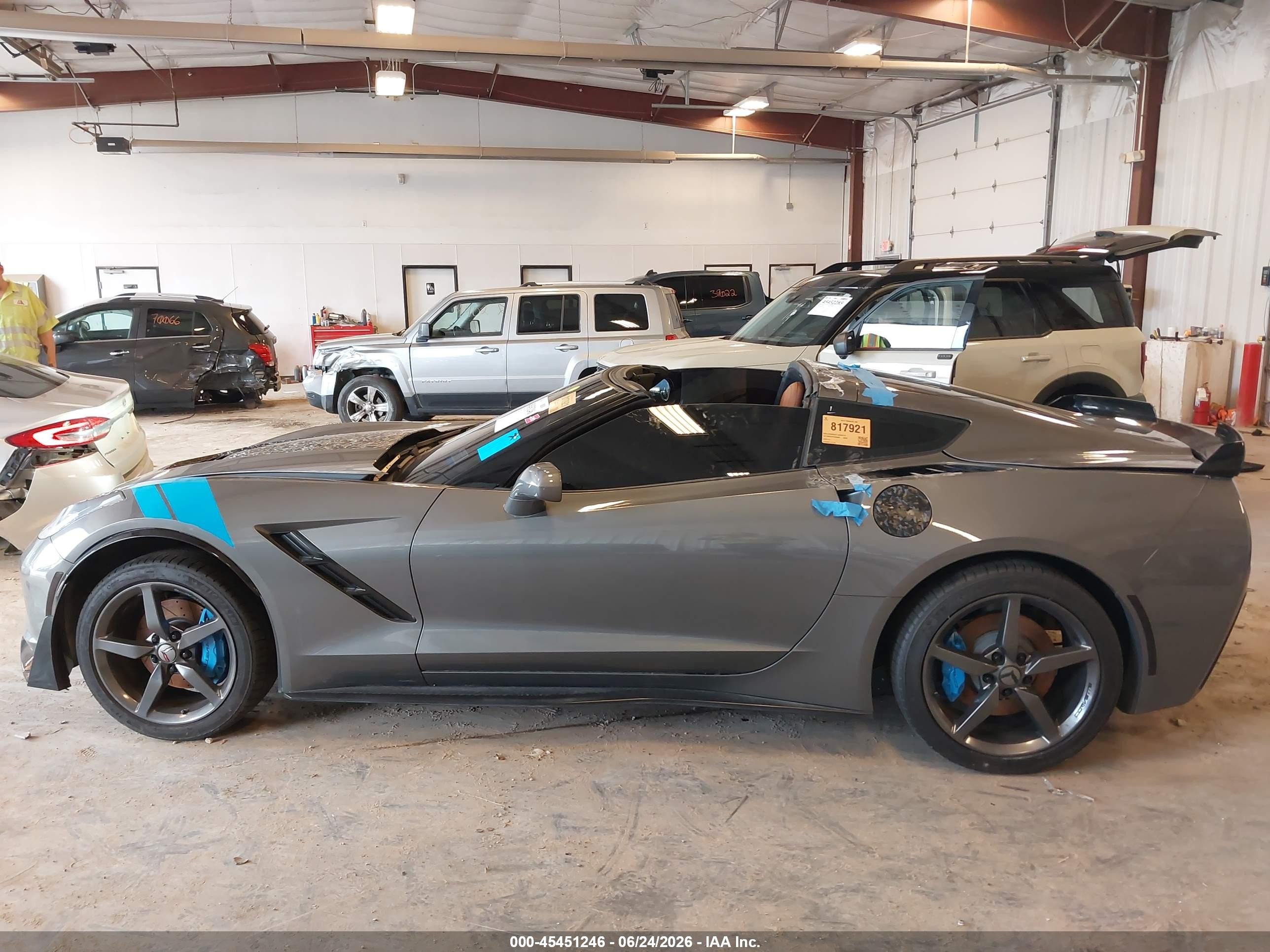 2015 Chevrolet Corvette Stingray Gray vin: 1G1YD2D7XF5105563