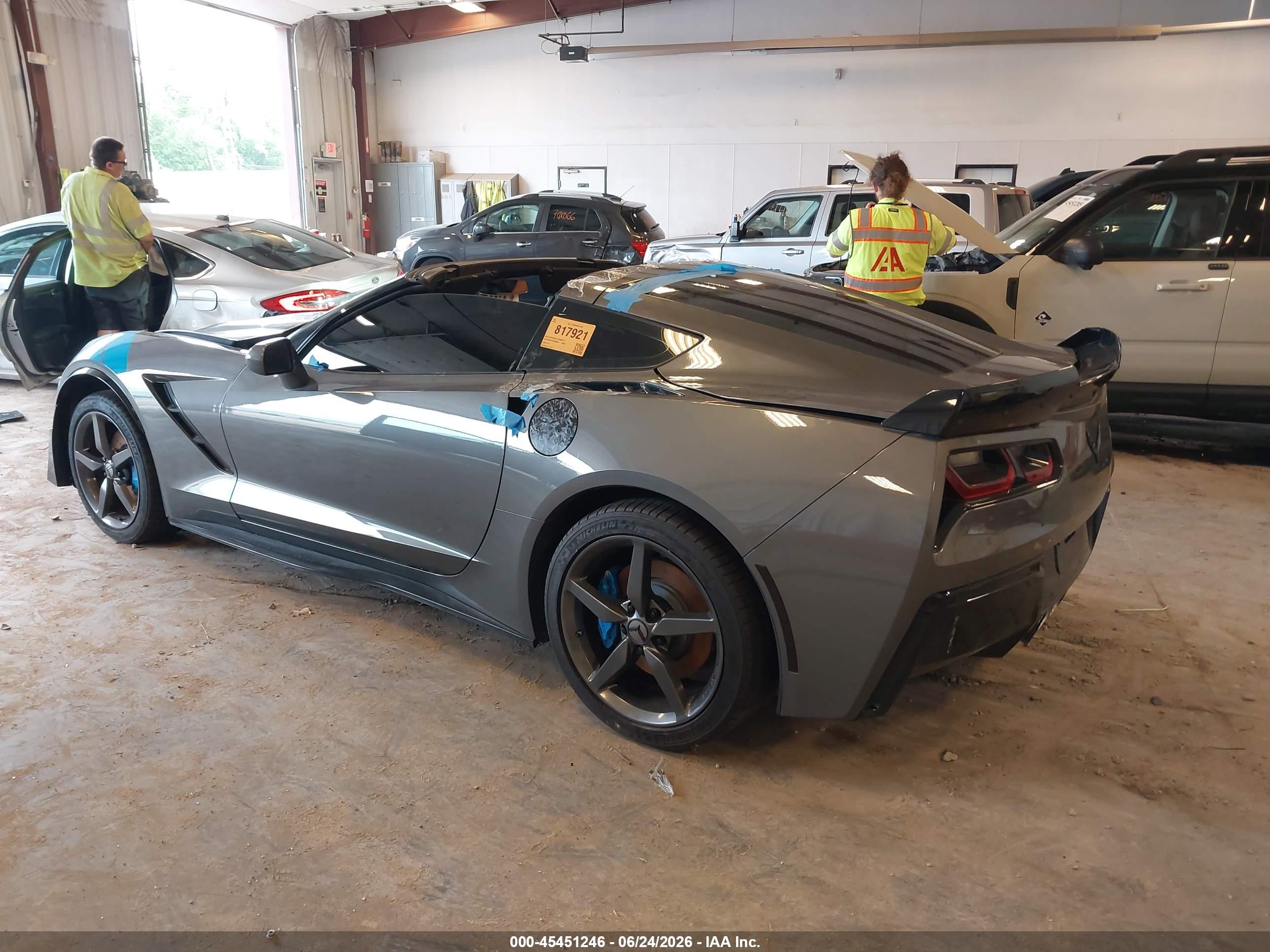 2015 Chevrolet Corvette Stingray Gray vin: 1G1YD2D7XF5105563