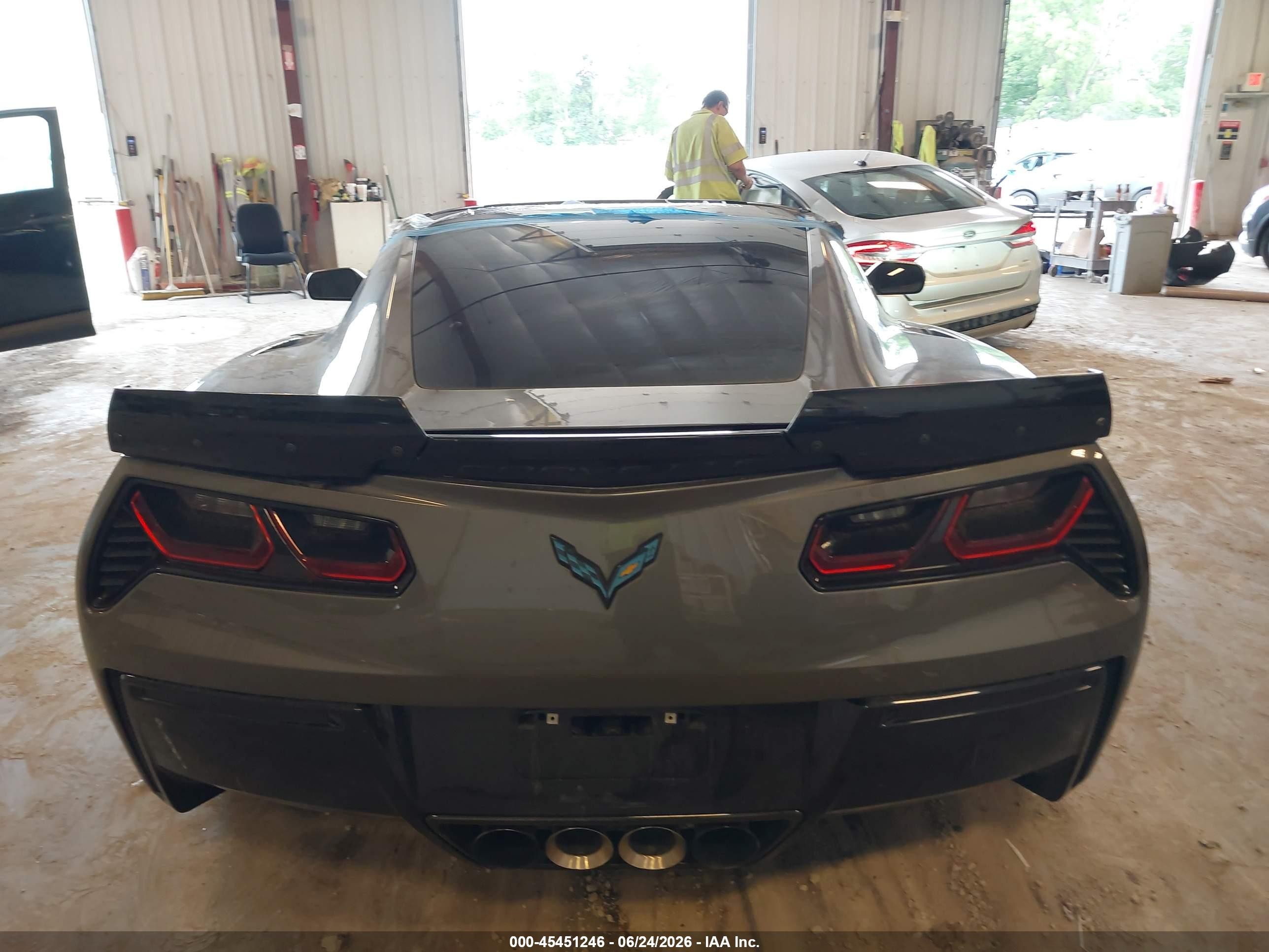 2015 Chevrolet Corvette Stingray Gray vin: 1G1YD2D7XF5105563