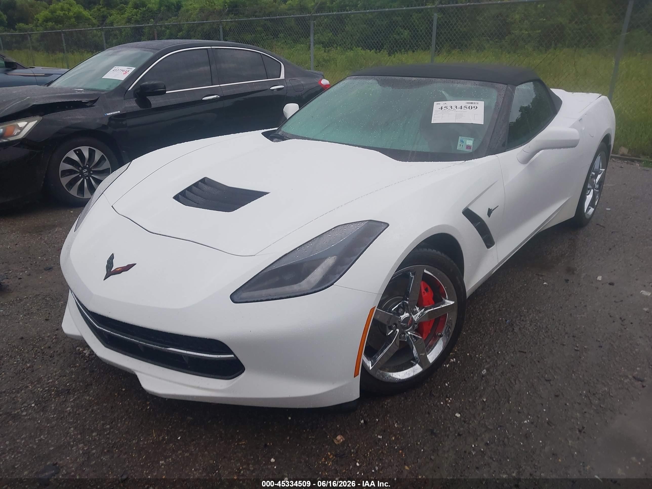 2014 Chevrolet Corvette Stingray   Белый vin: 1G1YD3D70E5117984