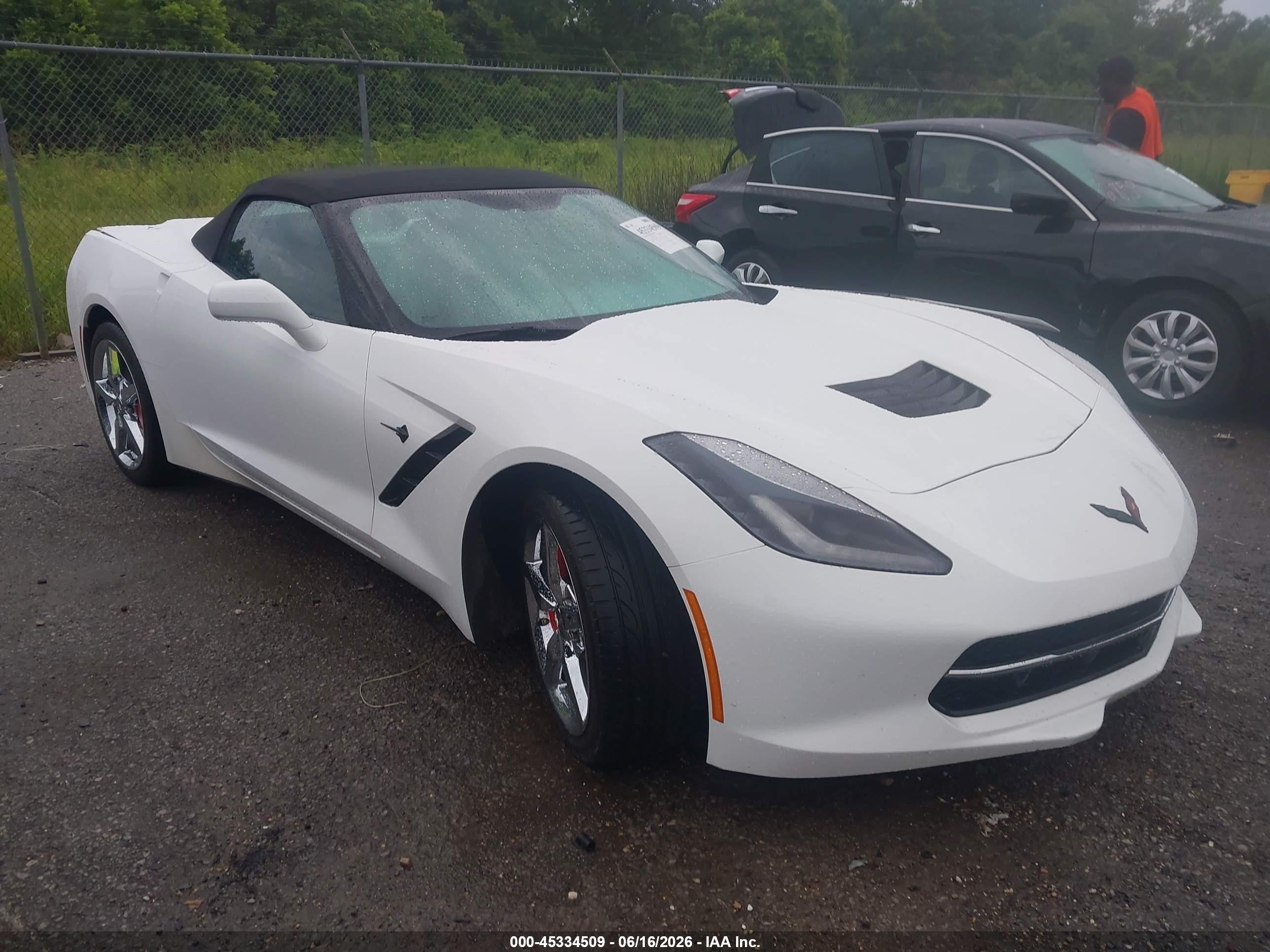2014 Chevrolet Corvette Stingray   White vin: 1G1YD3D70E5117984