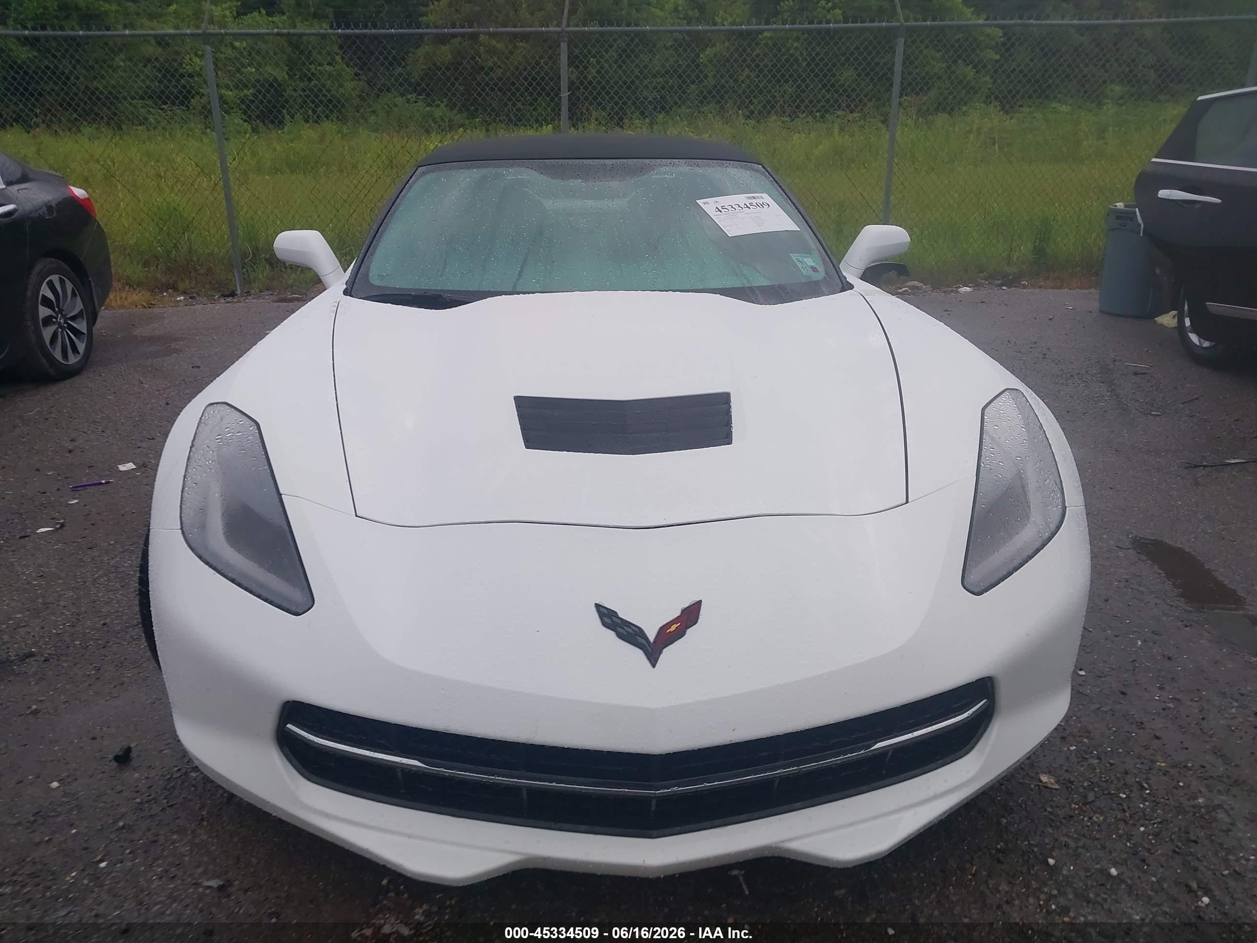 2014 Chevrolet Corvette Stingray   Белый vin: 1G1YD3D70E5117984