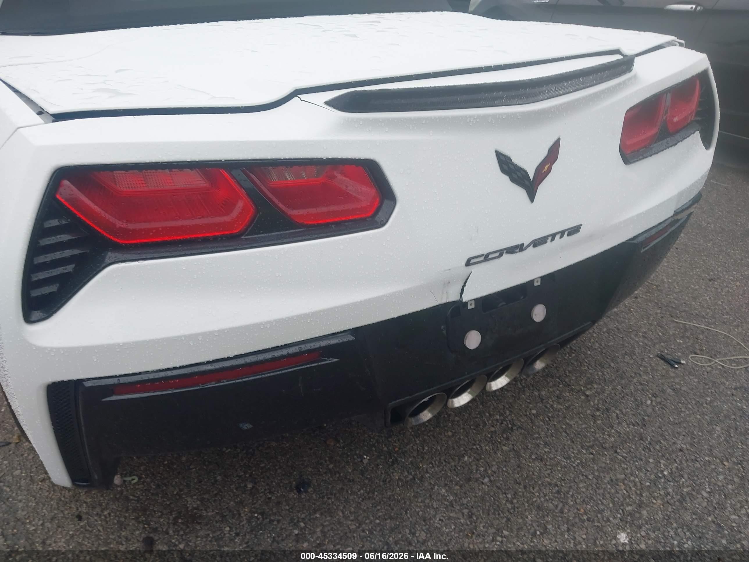 2014 Chevrolet Corvette Stingray   Белый vin: 1G1YD3D70E5117984