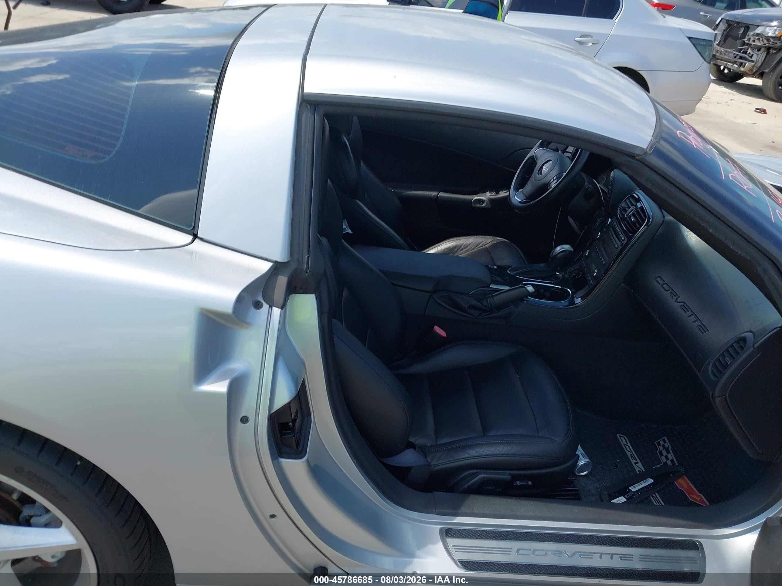 2012 Chevrolet Corvette Серебряный vin: 1G1YE2DW2C5109428