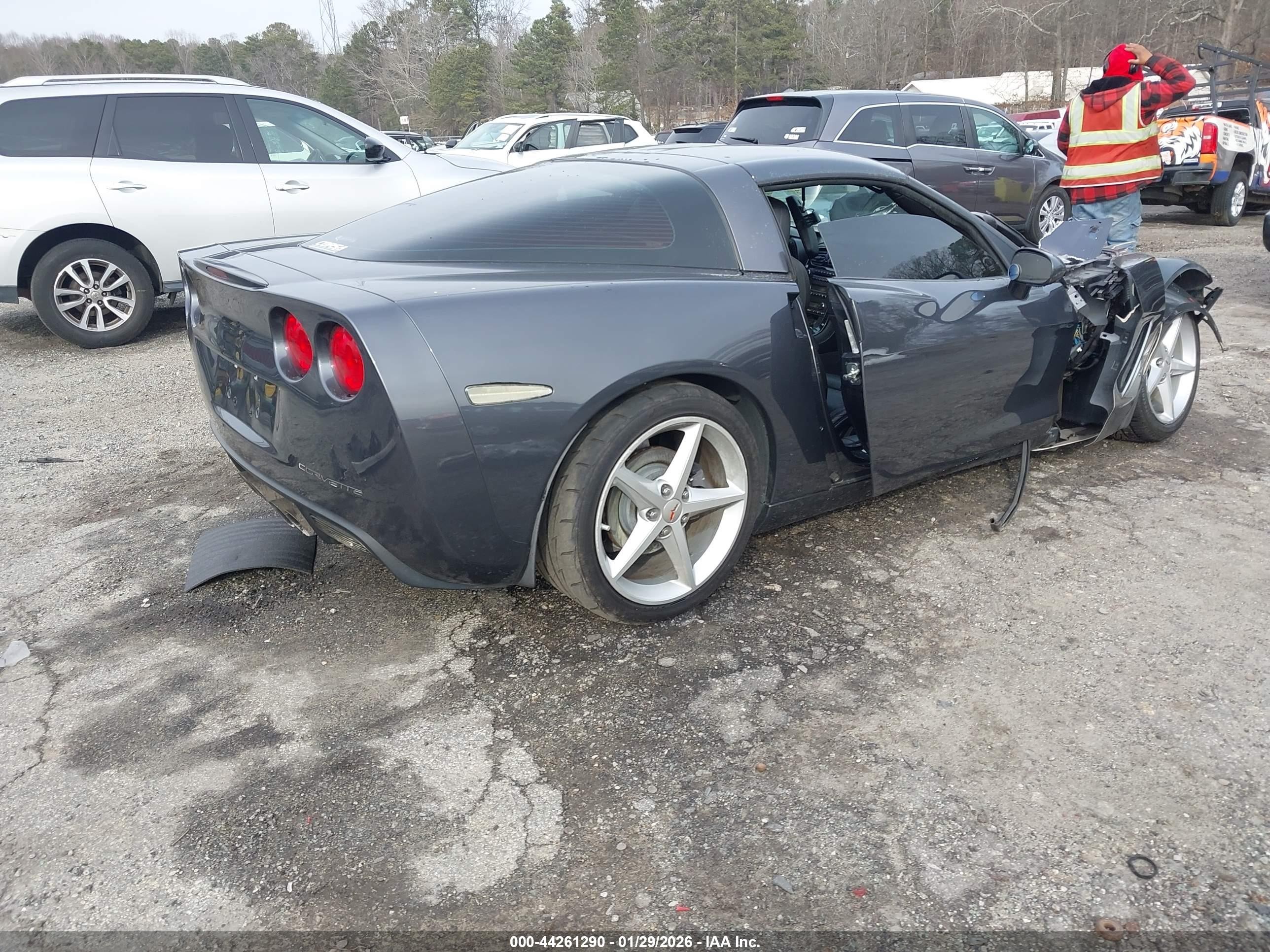 2013 Chevrolet Corvette   Серый vin: 1G1YE2DW4D5108931