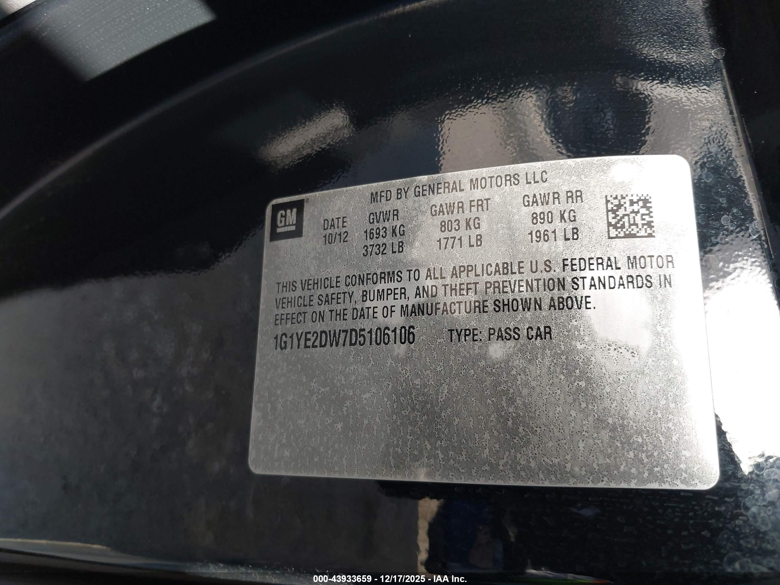 2013 Chevrolet Corvette   Черный vin: 1G1YE2DW7D5106106