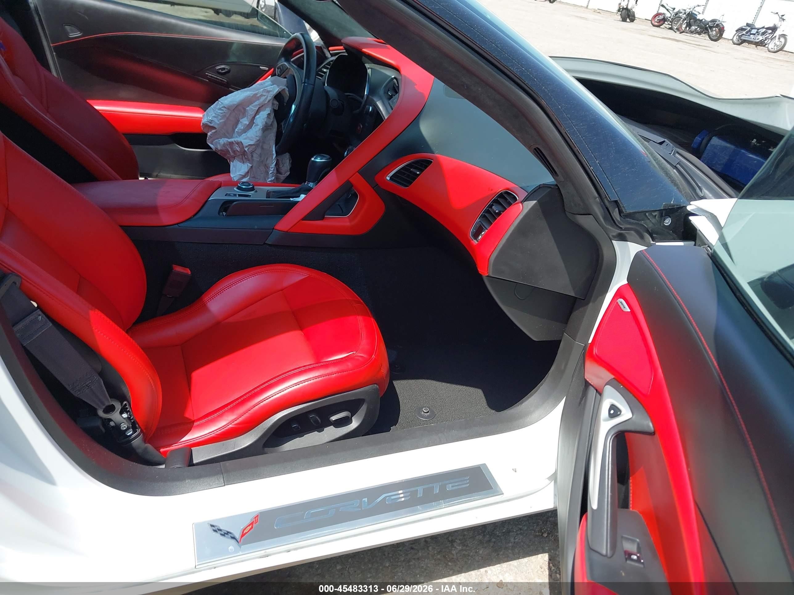 2015 Chevrolet Corvette Stingray White vin: 1G1YF2D74F5106055