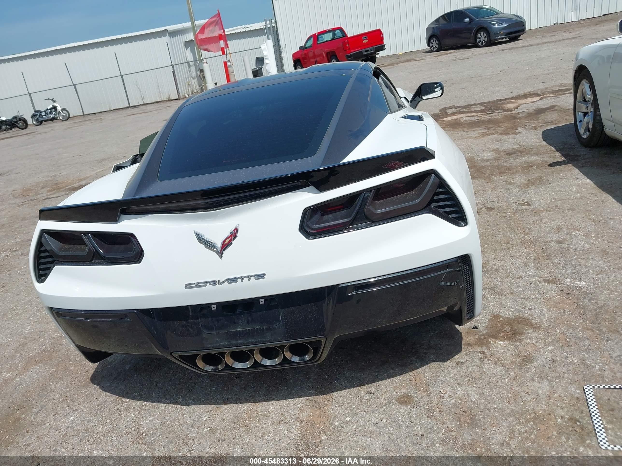 2015 Chevrolet Corvette Stingray White vin: 1G1YF2D74F5106055