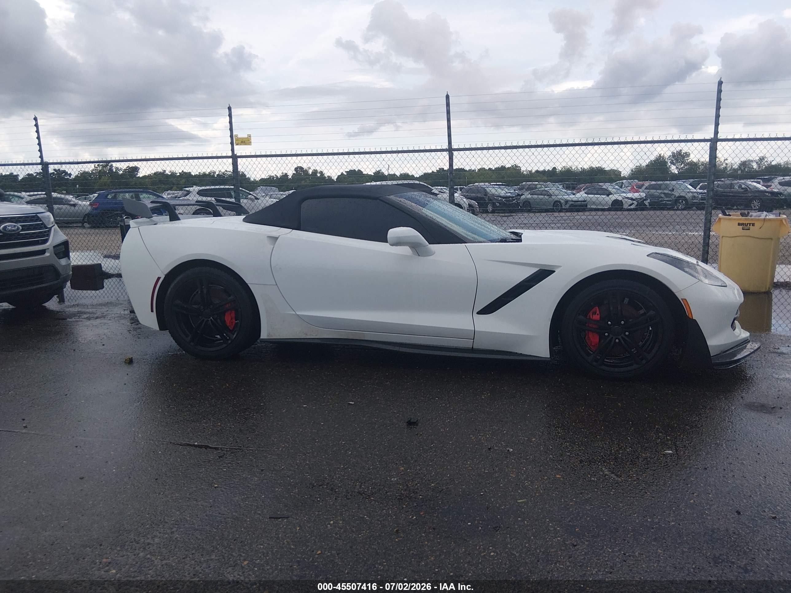 2014 Chevrolet Corvette Stingray   White vin: 1G1YF3D75E5117263