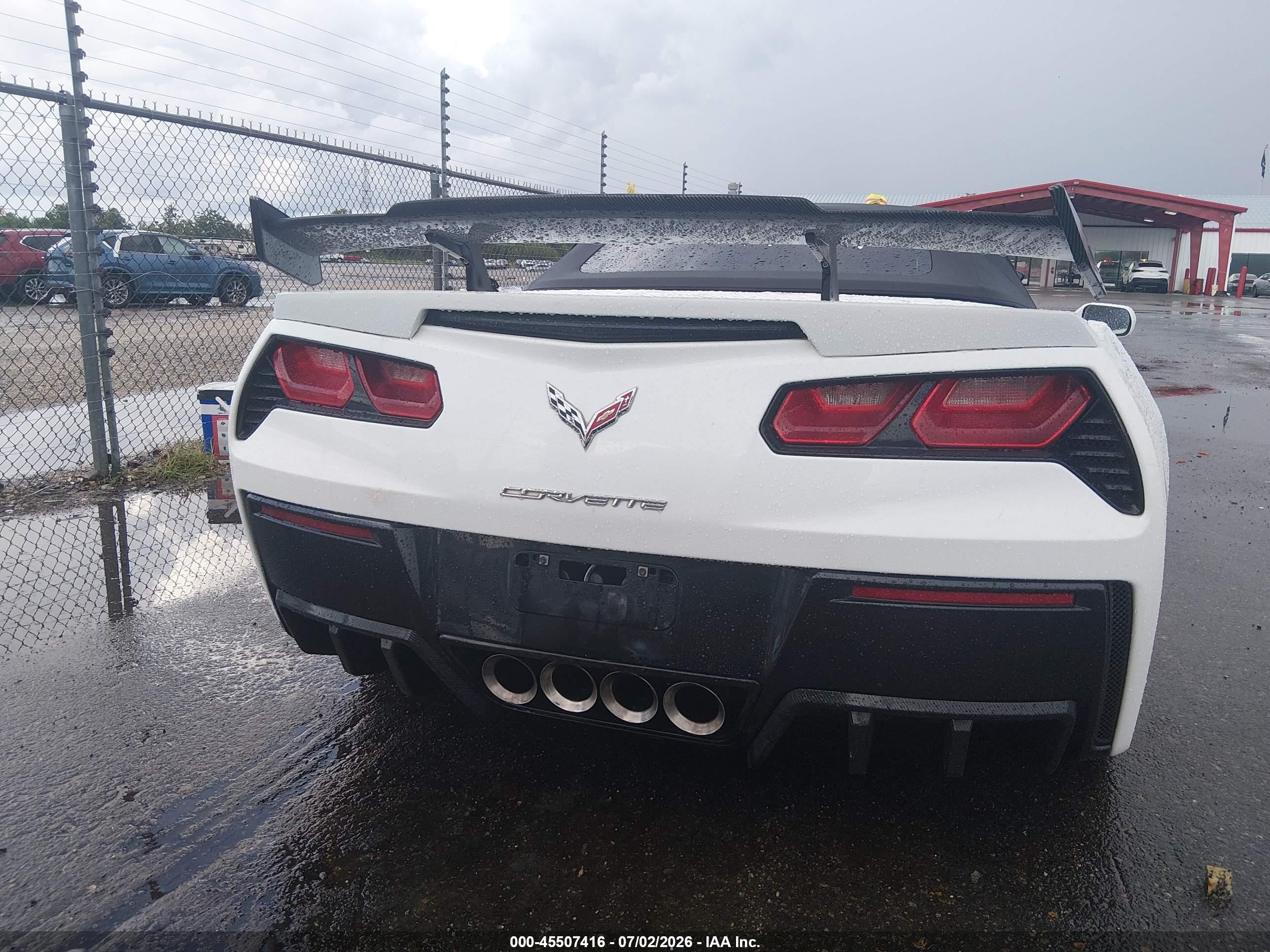 2014 Chevrolet Corvette Stingray   White vin: 1G1YF3D75E5117263