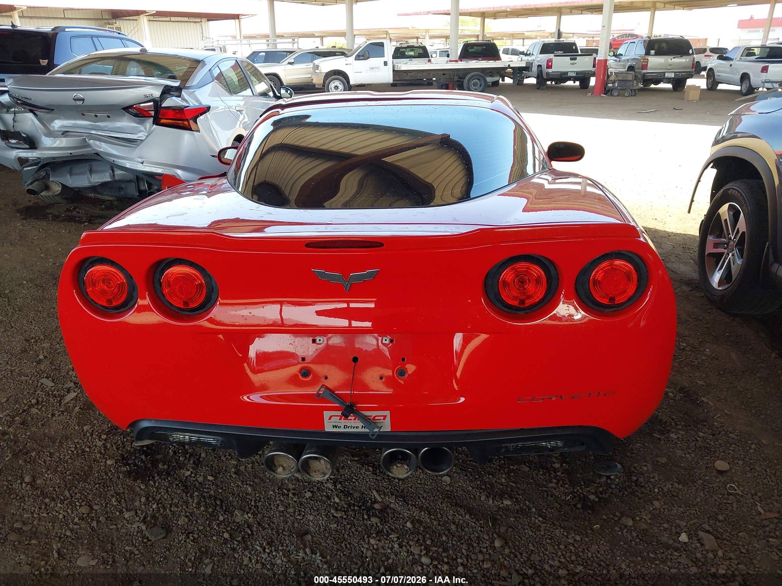 2011 Chevrolet Corvette   Red vin: 1G1YG2DW5B5107438