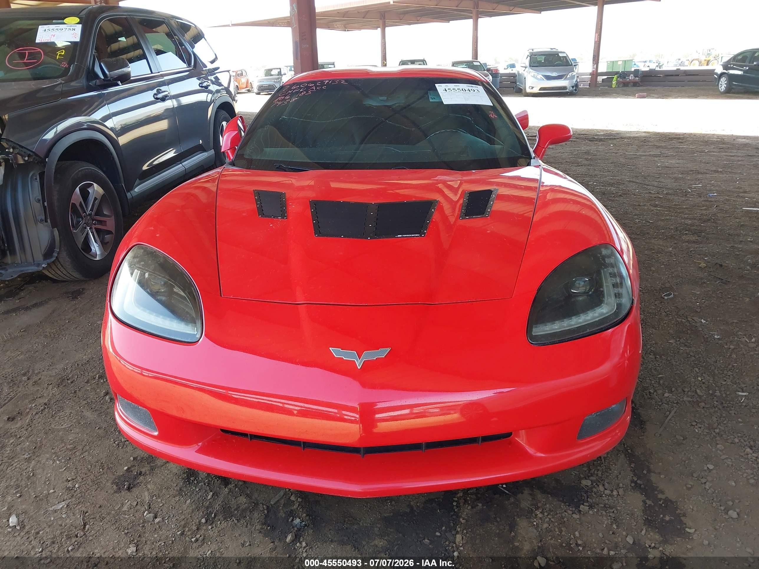 2011 Chevrolet Corvette   Red vin: 1G1YG2DW5B5107438