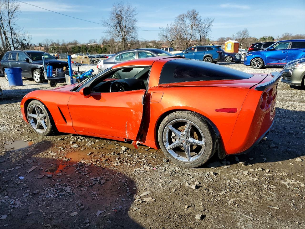2011 Chevrolet Corvette Orange vin: 1G1YG2DW9B5106244