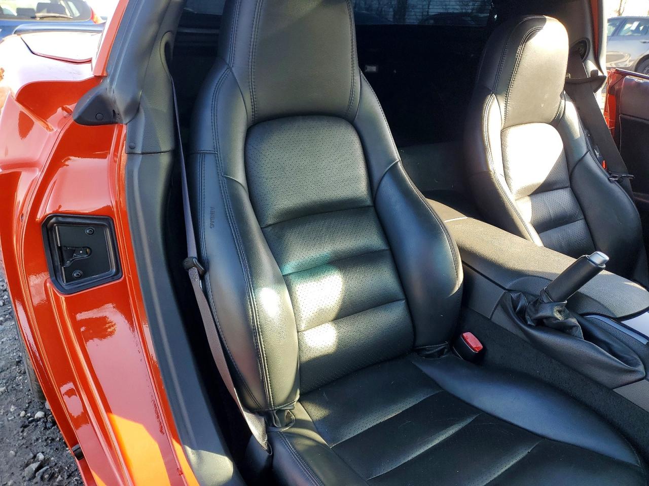 2011 Chevrolet Corvette Orange vin: 1G1YG2DW9B5106244