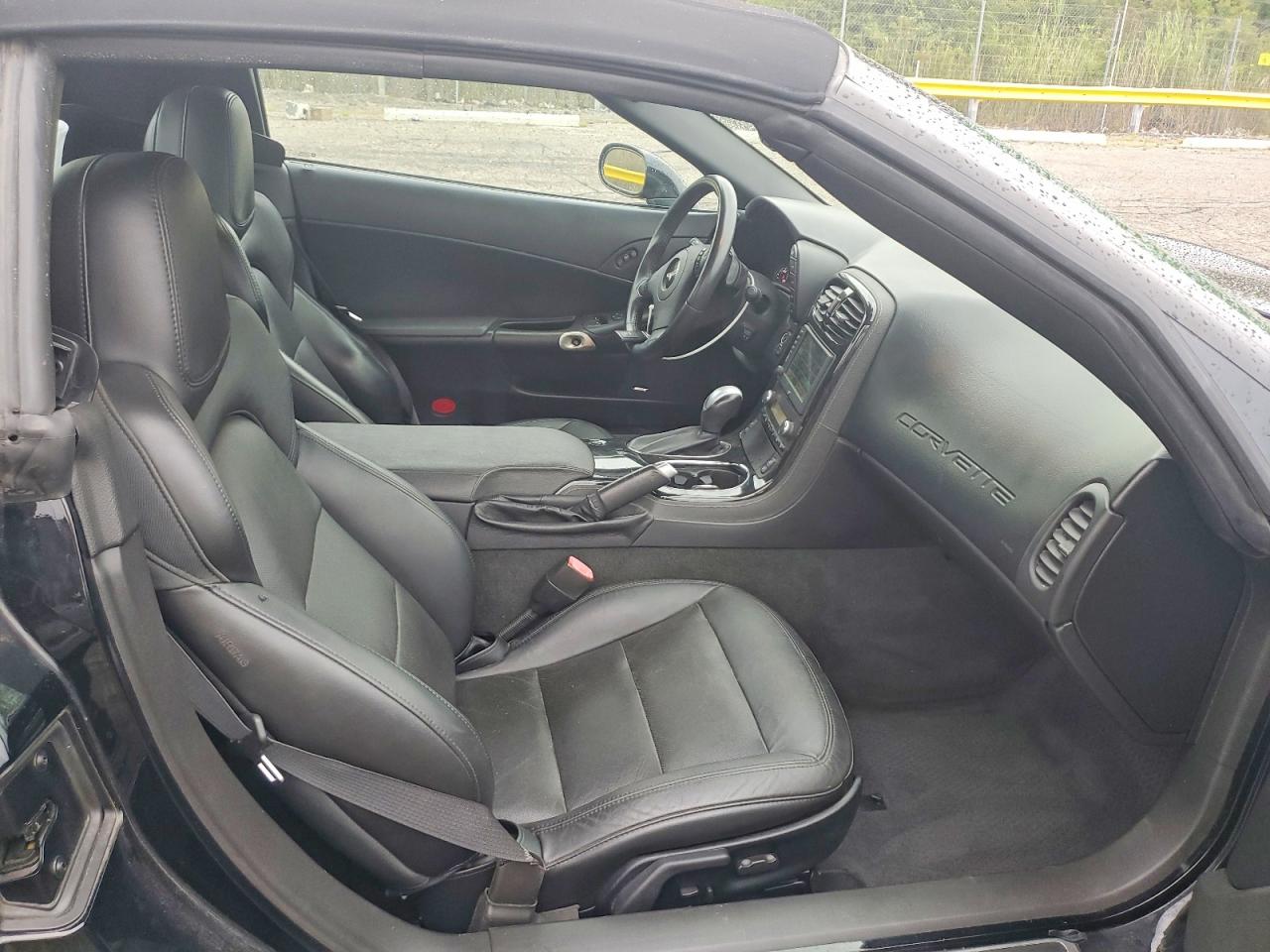 2013 Chevrolet Corvette Corvette & Convertible Черный vin: 1G1YG3DW5D5101633