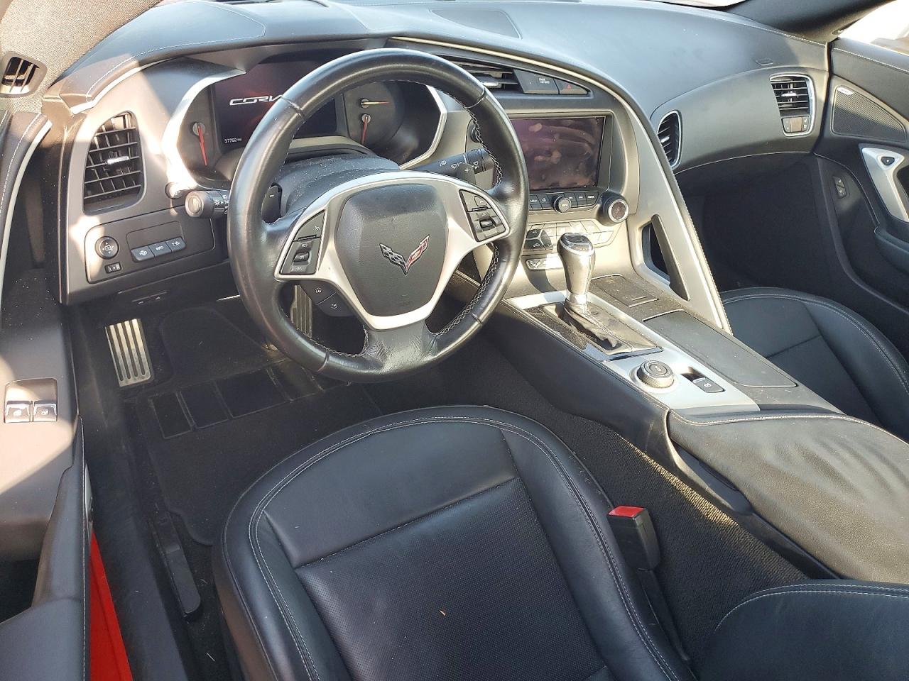 2015 Chevrolet Corvette Stingray Z51 2lt Red vin: 1G1YK2D75F5121028