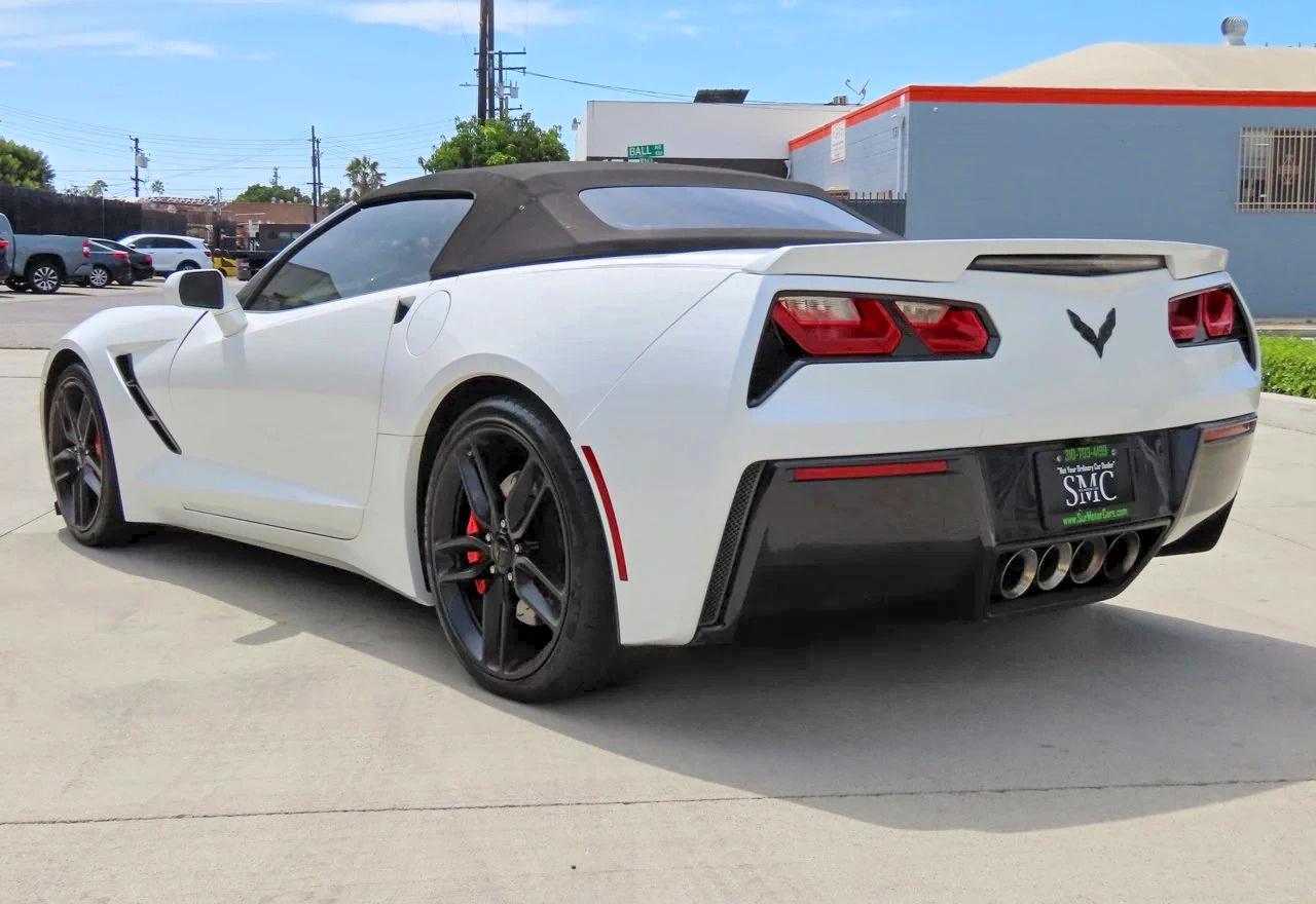 2017 Chevrolet Corvette Stingray Z51 2lt White vin: 1G1YK3D76H5116008