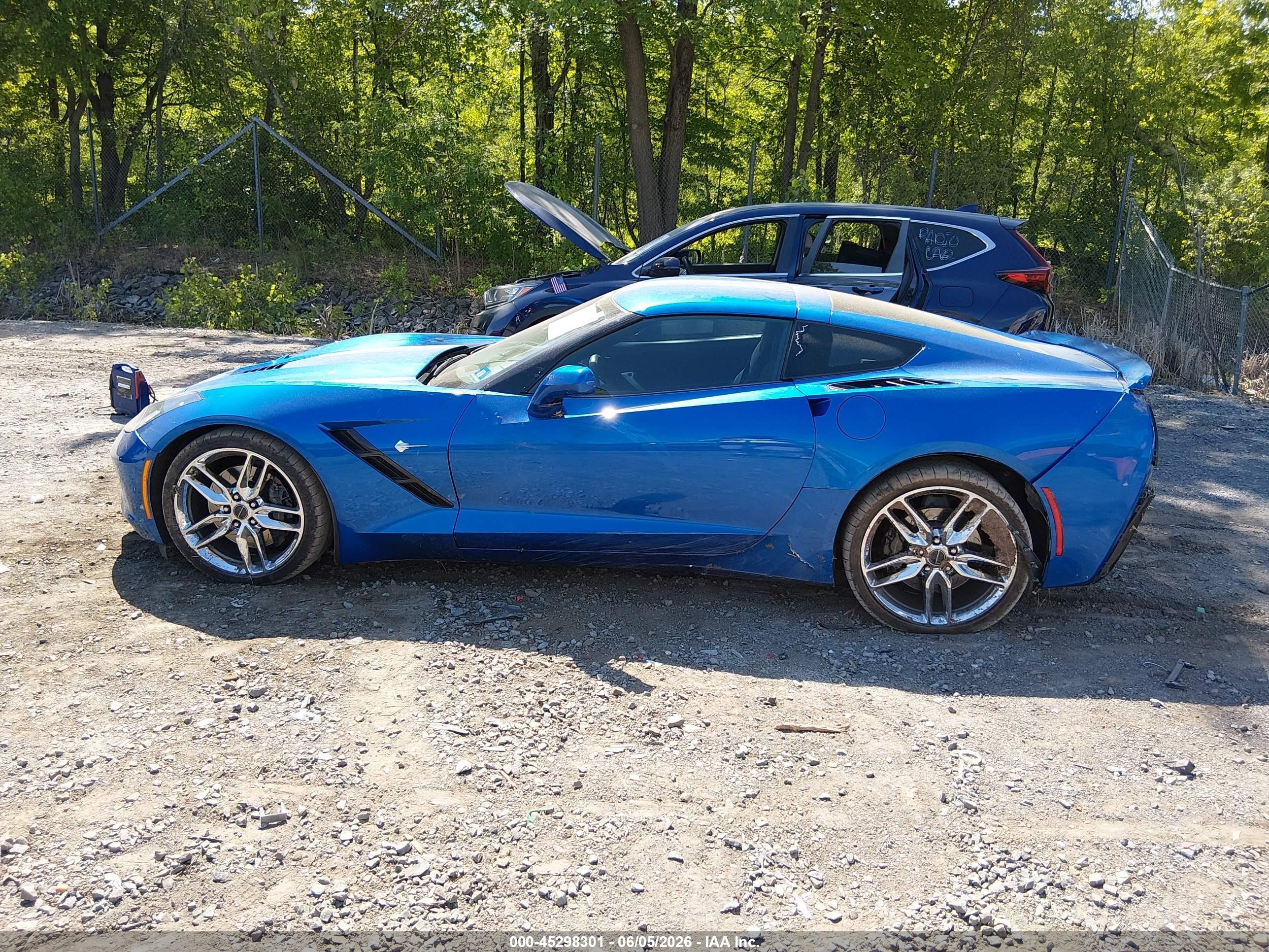 2014 Chevrolet Corvette Stingray Z51 Blue vin: 1G1YL2D77E5104033