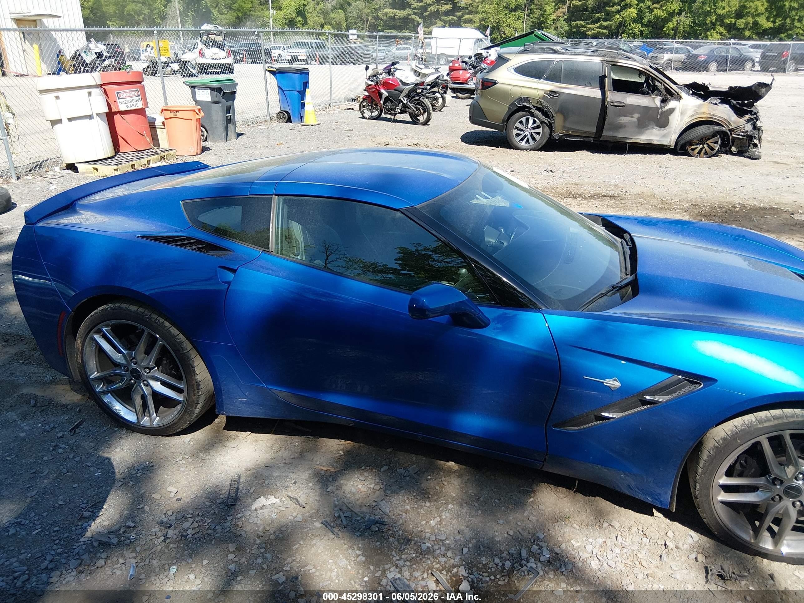 2014 Chevrolet Corvette Stingray Z51 Blue vin: 1G1YL2D77E5104033