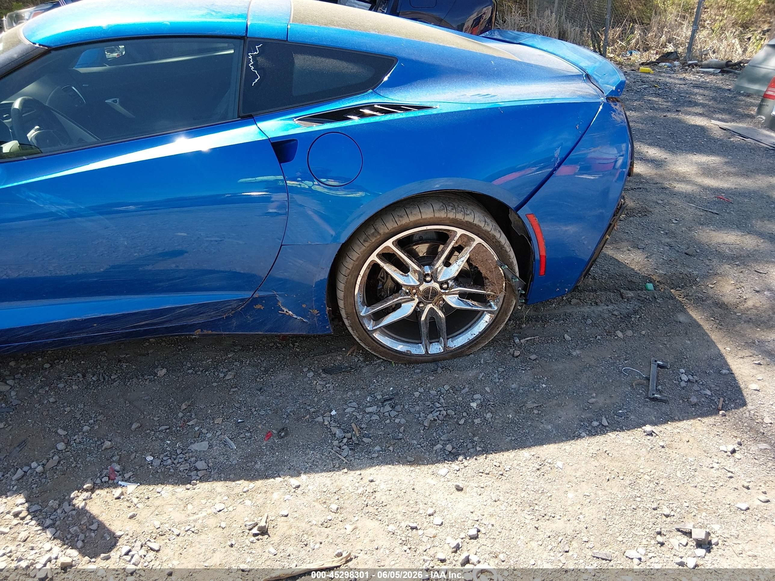 2014 Chevrolet Corvette Stingray Z51 Blue vin: 1G1YL2D77E5104033
