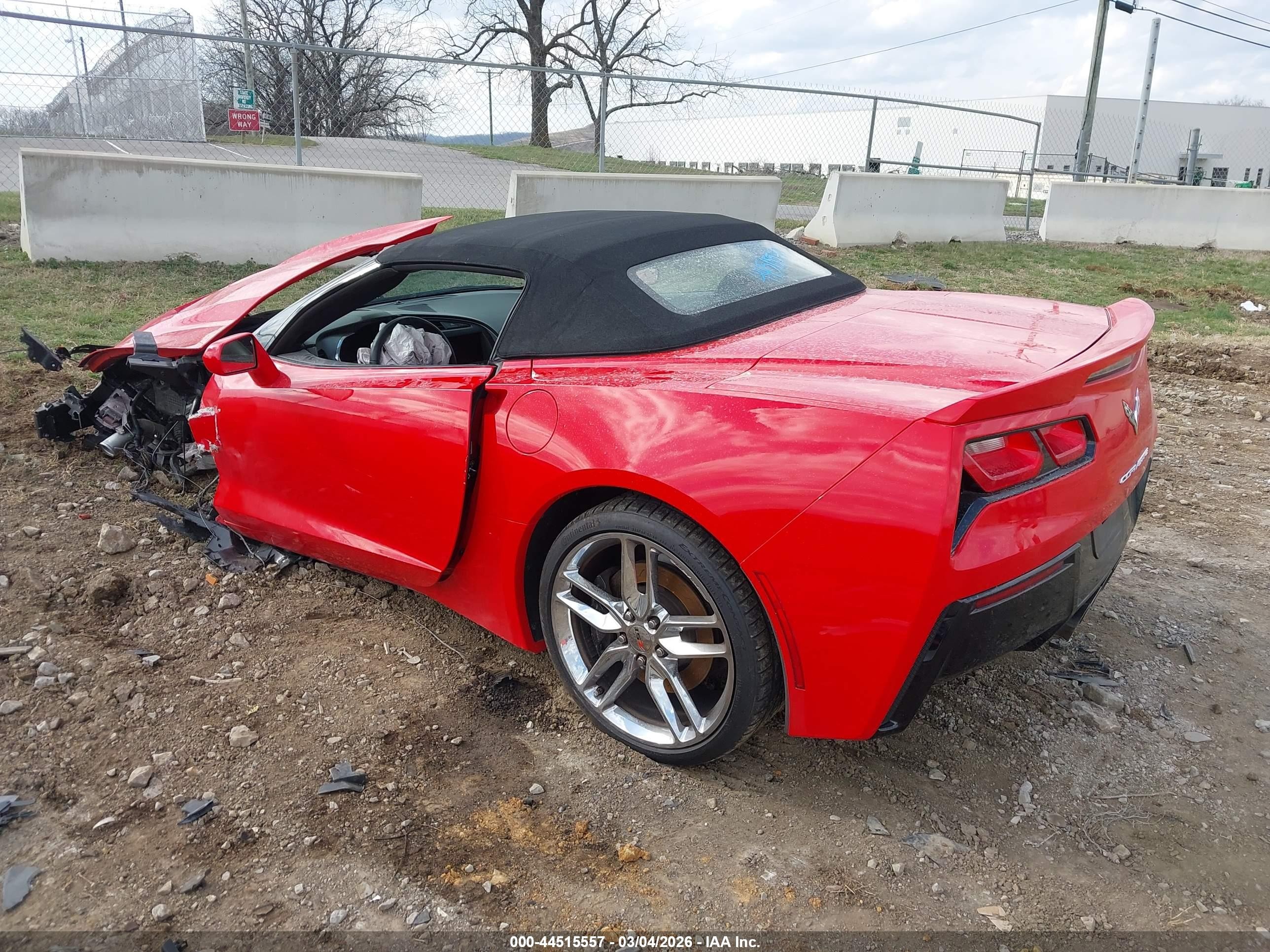 2014 Chevrolet Corvette Stingray Z51 Красный vin: 1G1YL3D72E5117536