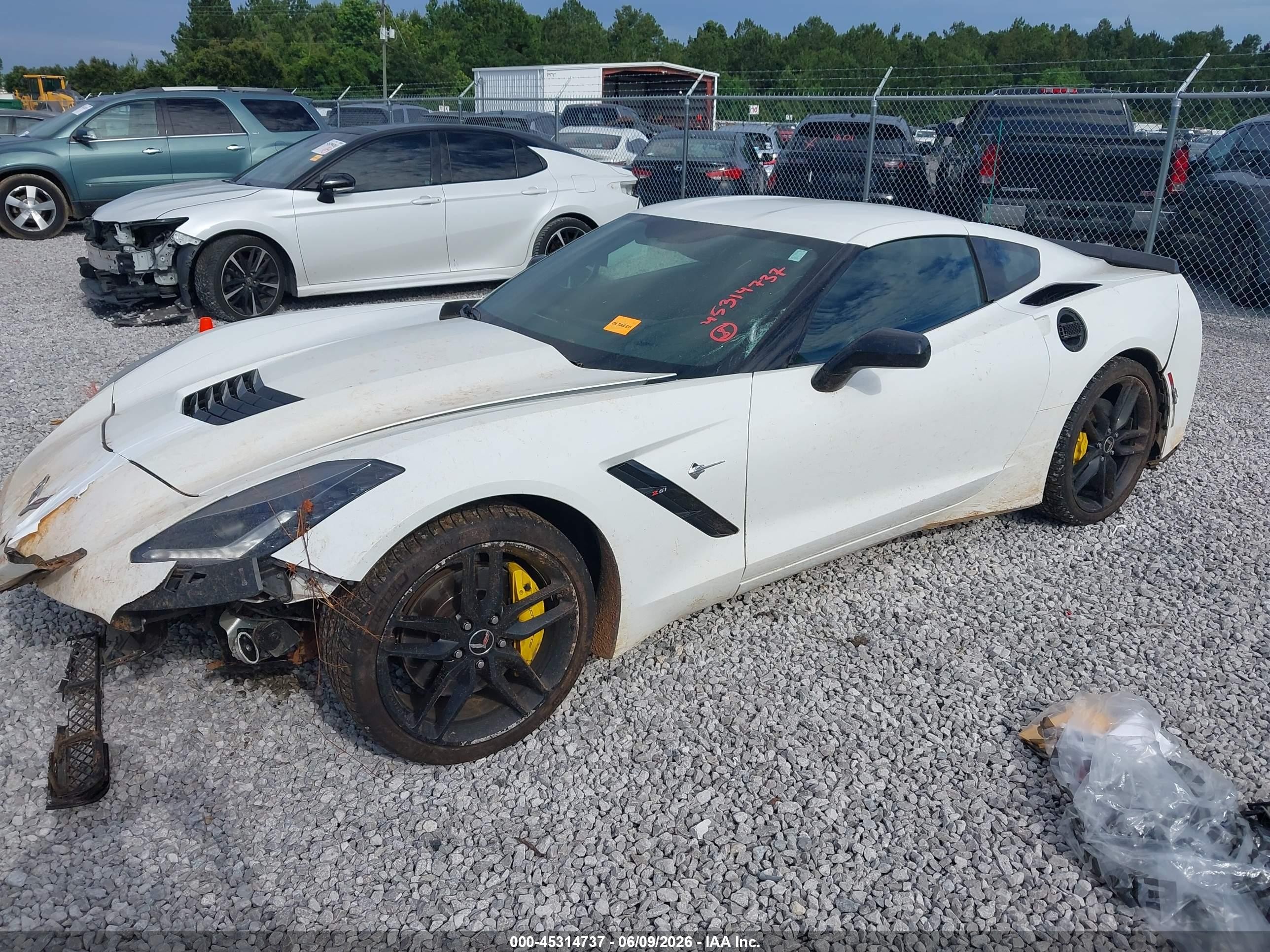 2014 Chevrolet Corvette Stingray Z51 White vin: 1G1YM2D75E5125881