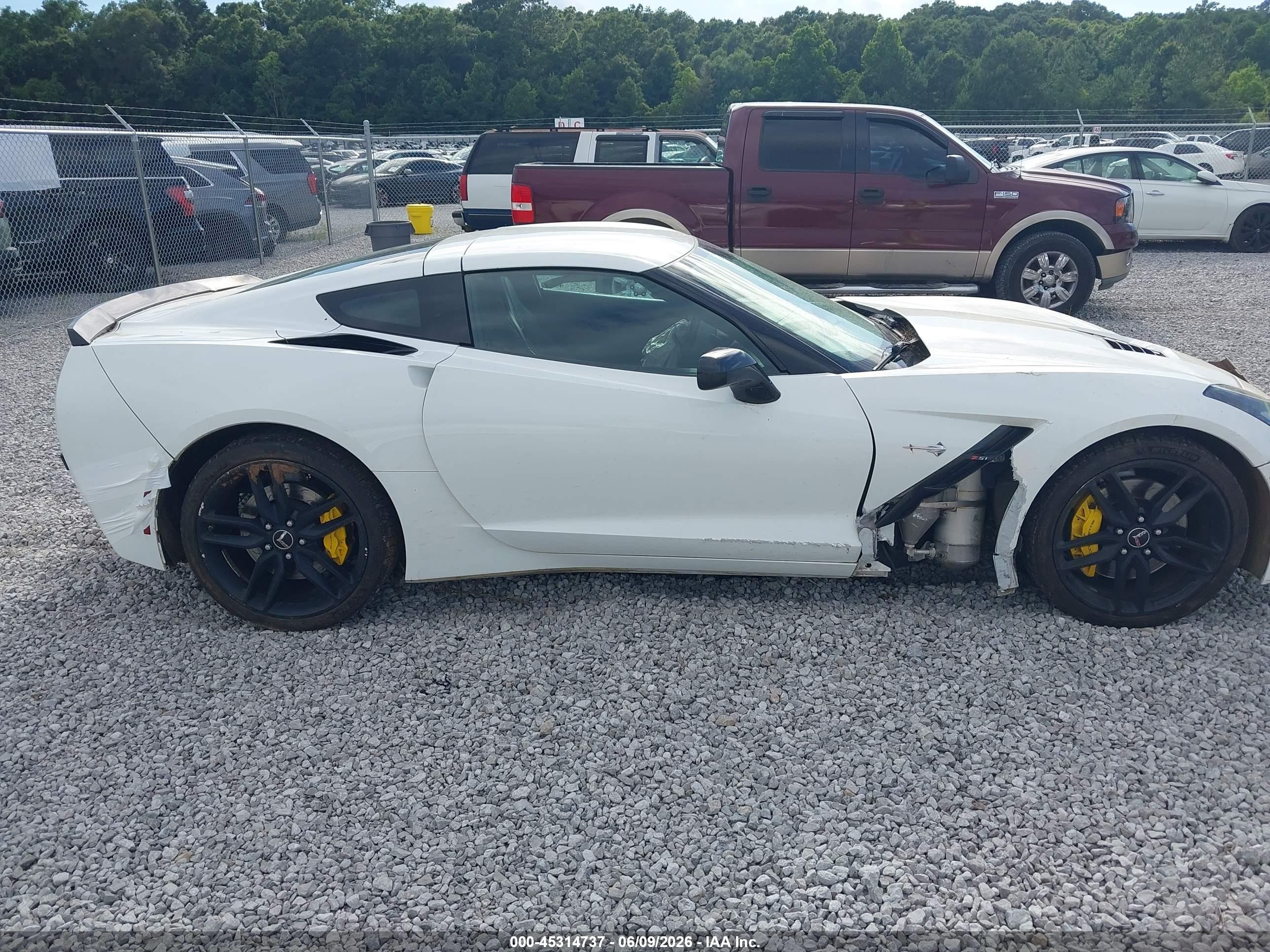 2014 Chevrolet Corvette Stingray Z51 White vin: 1G1YM2D75E5125881