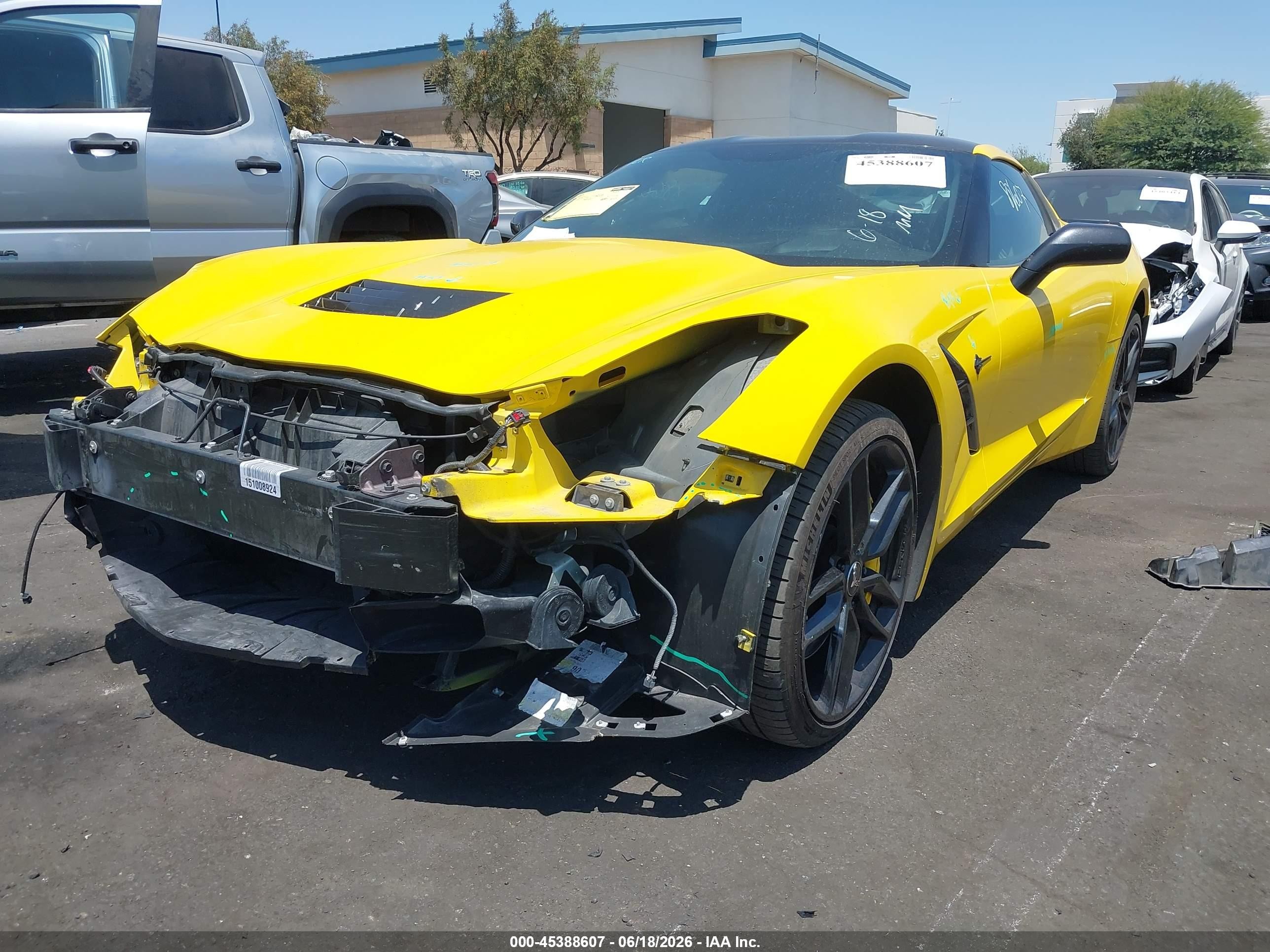 2015 Chevrolet Corvette Stingray Z51 Желтый vin: 1G1YM2D79F5108079