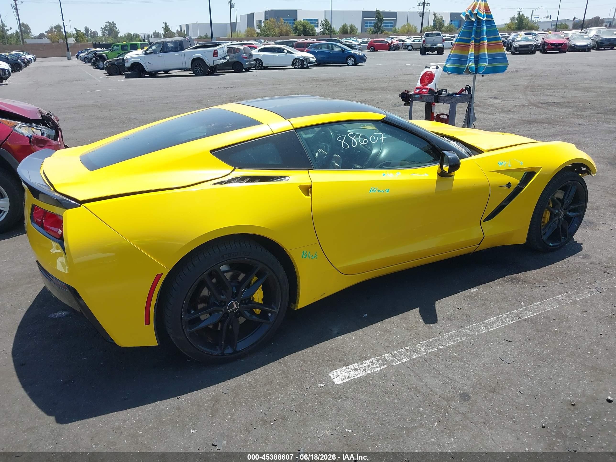 2015 Chevrolet Corvette Stingray Z51 Желтый vin: 1G1YM2D79F5108079