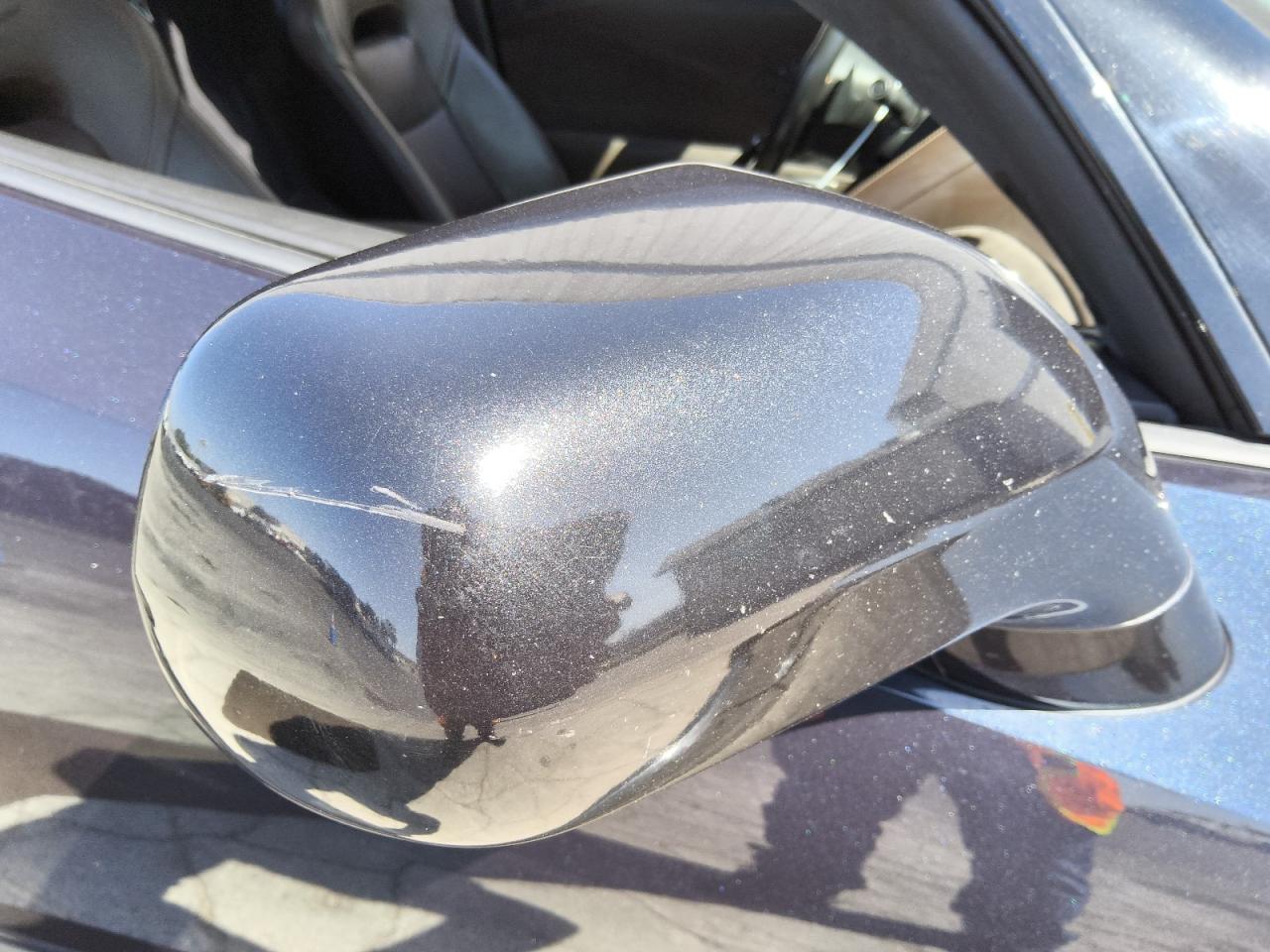 2014 Chevrolet Corvette Stingray Z51 3lt Blue vin: 1G1YM3D73E5110236 Damage: Right Mirror, Heavy Scratch, 3 To 4 Inches
