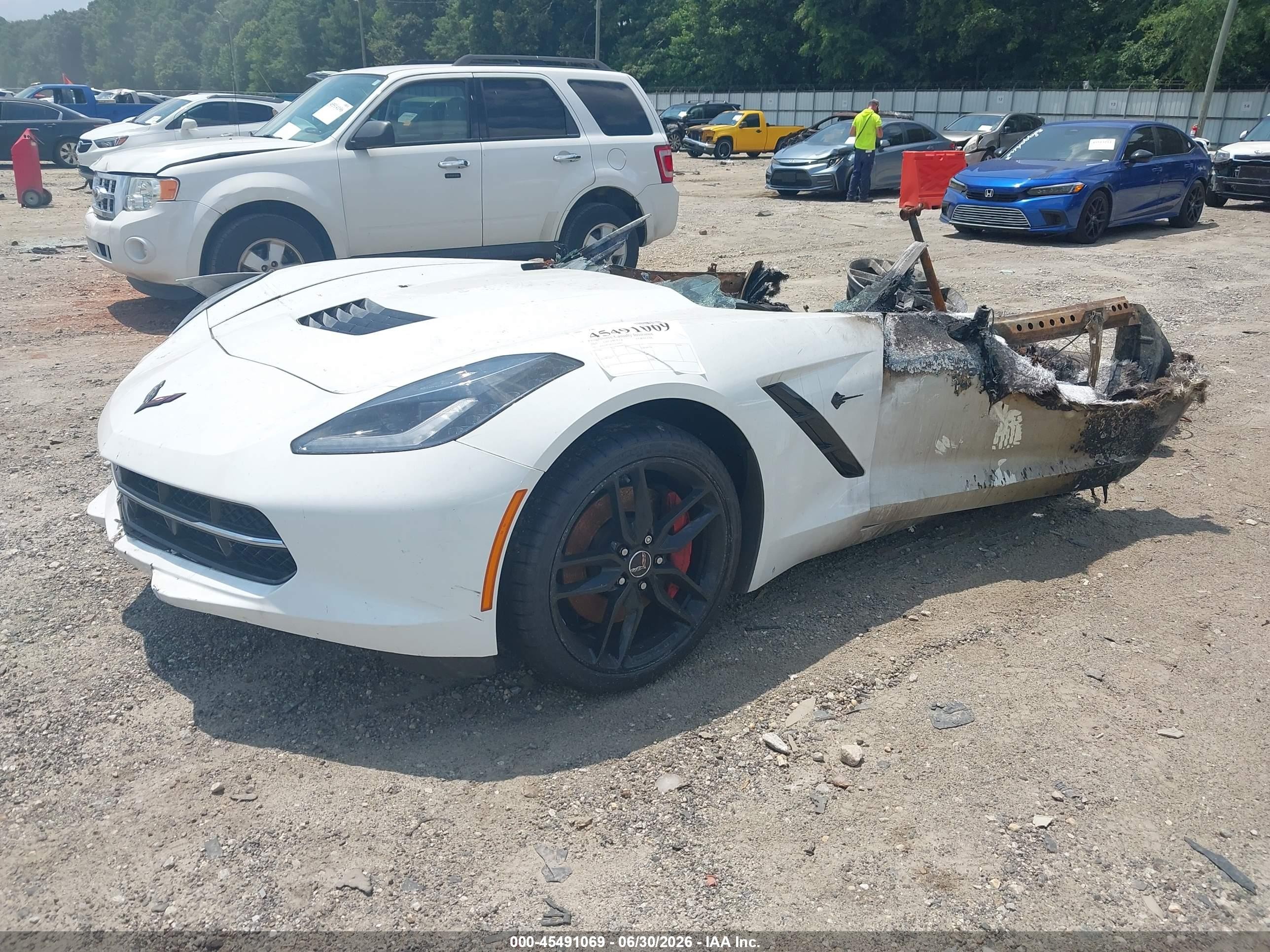 2015 Chevrolet Corvette Stingray Z51 White vin: 1G1YM3D73F5118497