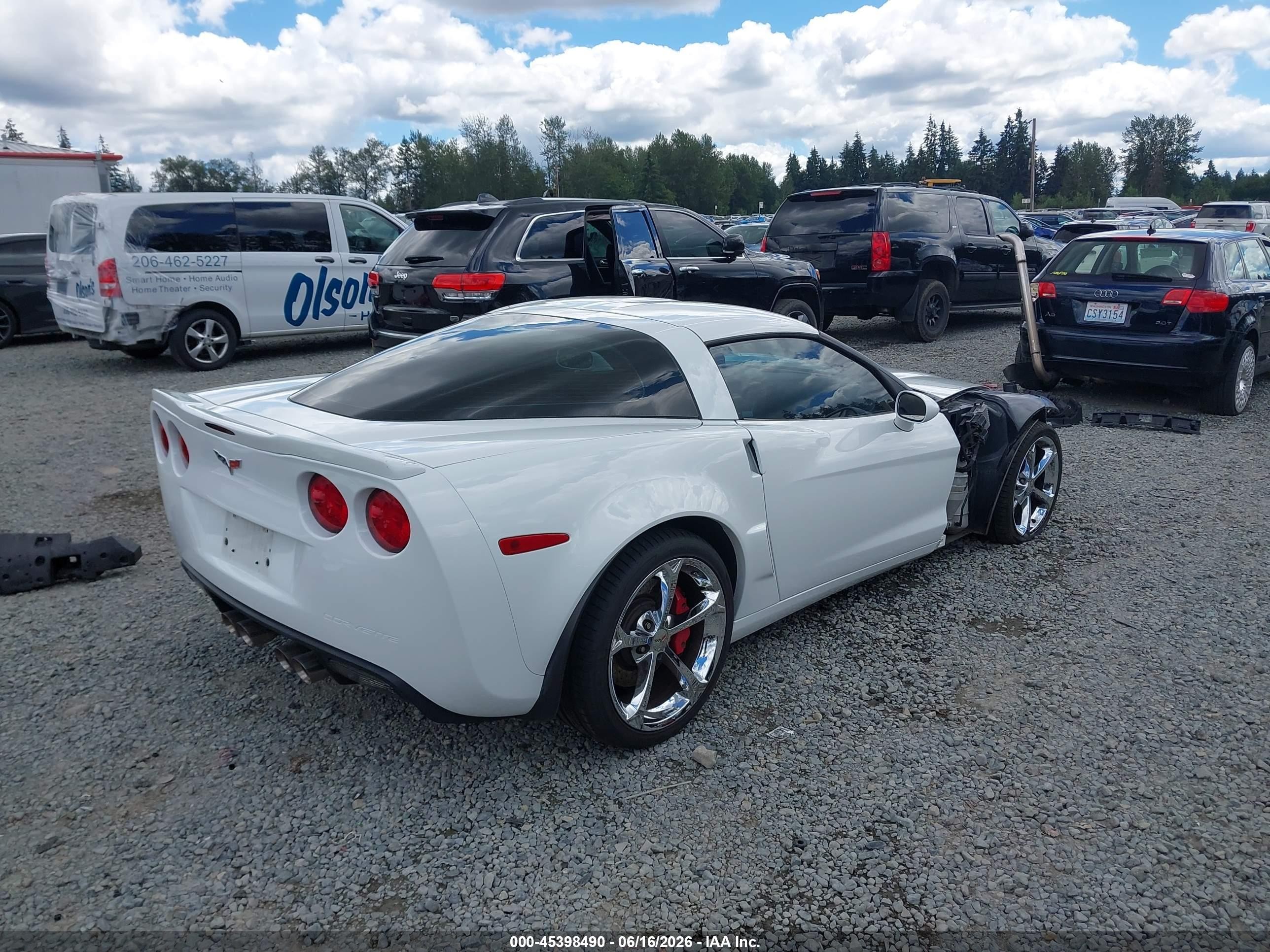 2012 Chevrolet Corvette Grand Sport White vin: 1G1YR2DW3C5109457