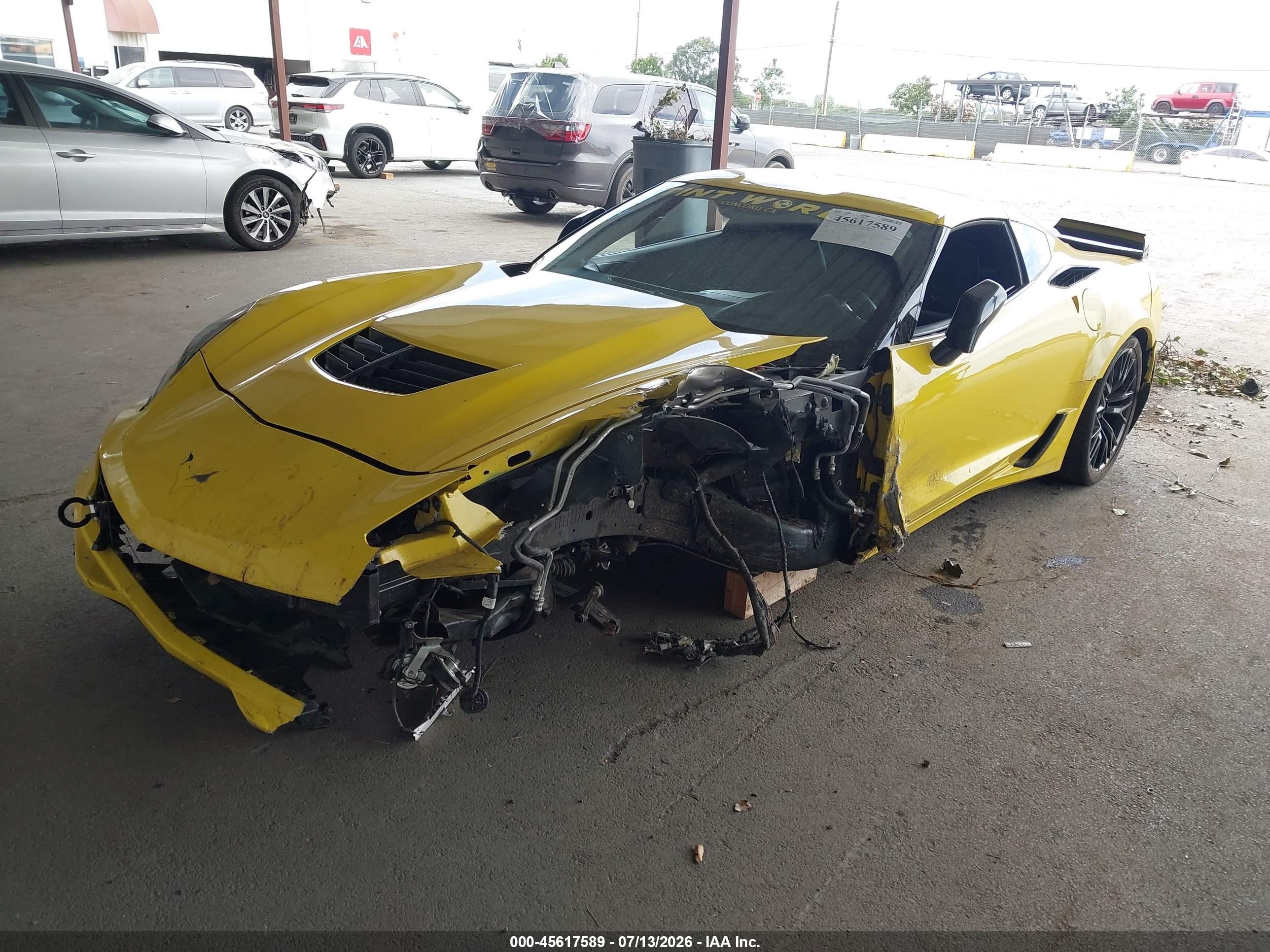 2016 Chevrolet Corvette Z06 Желтый vin: 1G1YU2D6XG5607286