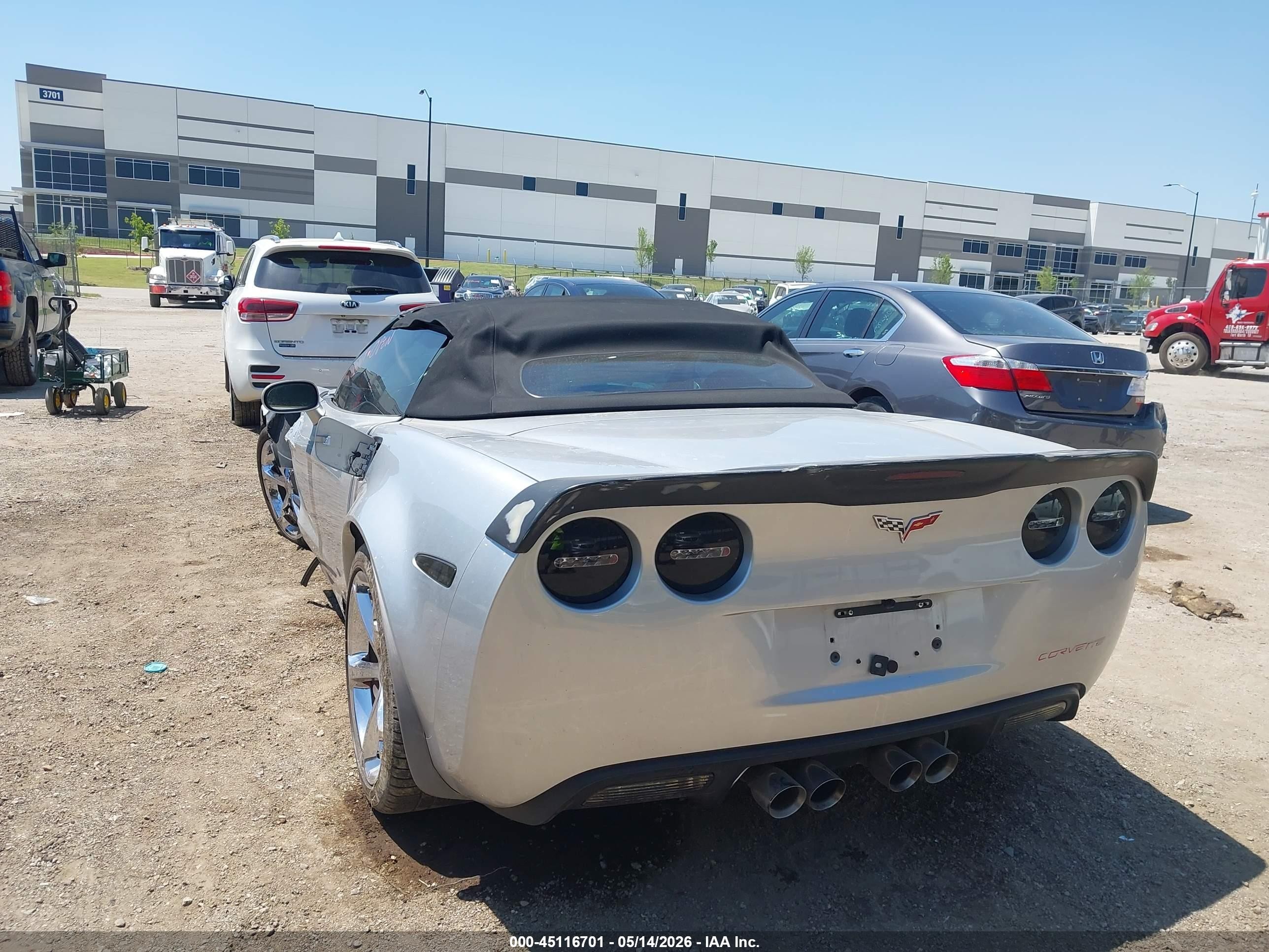 2012 Chevrolet Corvette Grand Sport Серебряный vin: 1G1YV3DW2C5103649